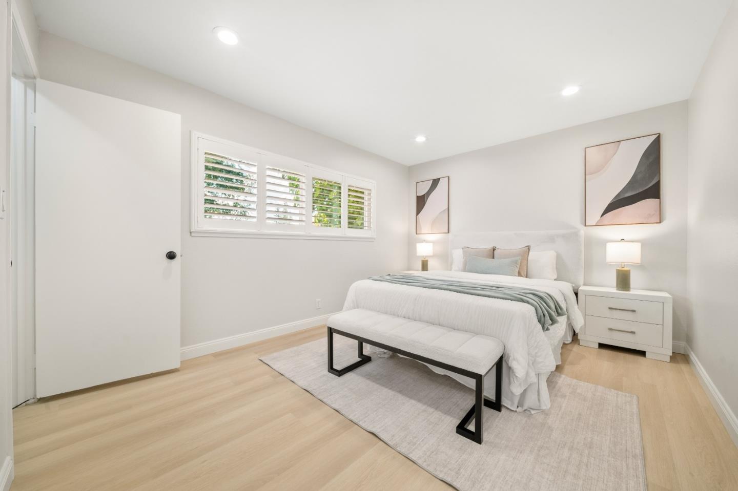 1926 Cape Hilda Place