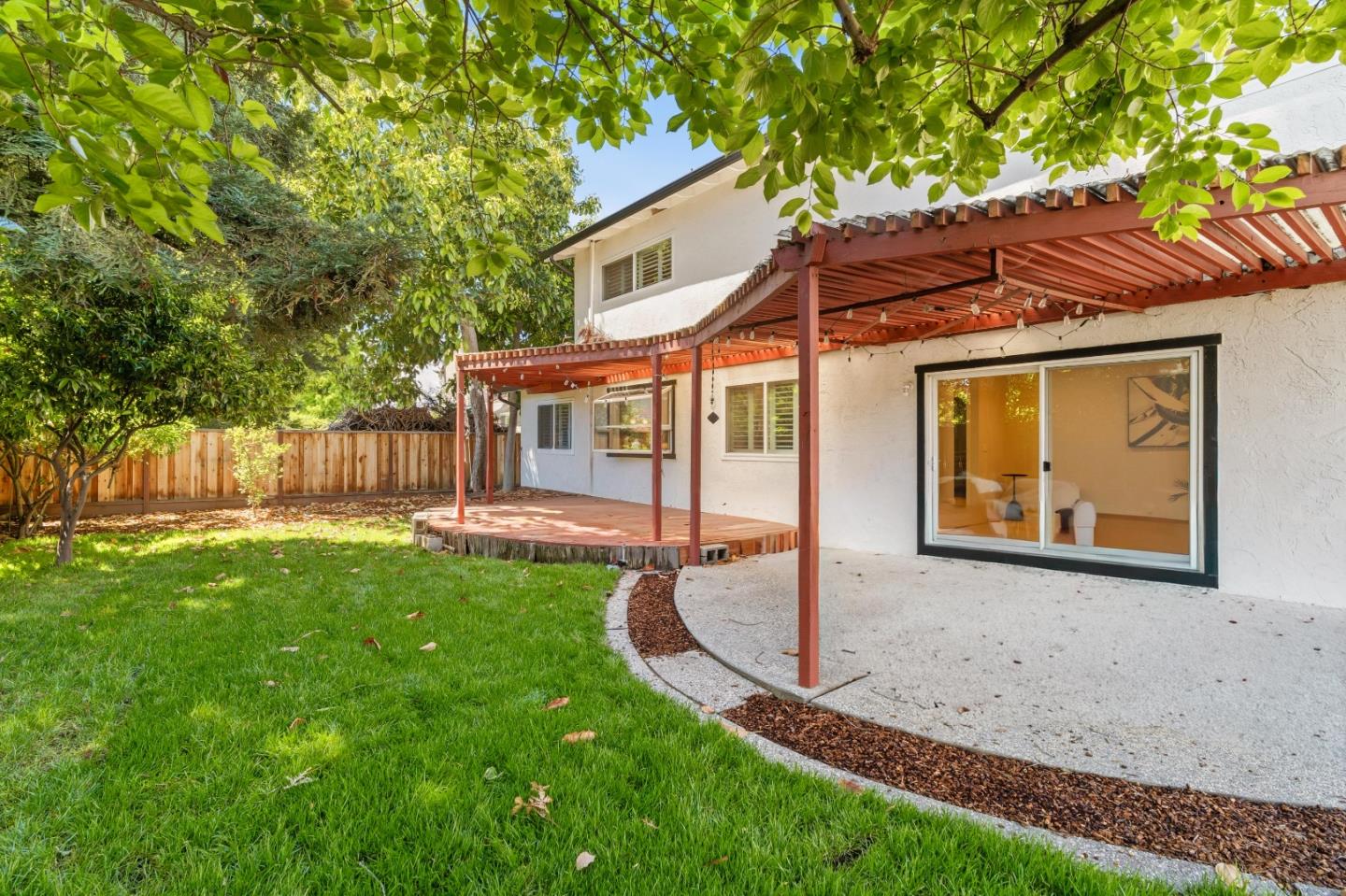 1926 Cape Hilda Place