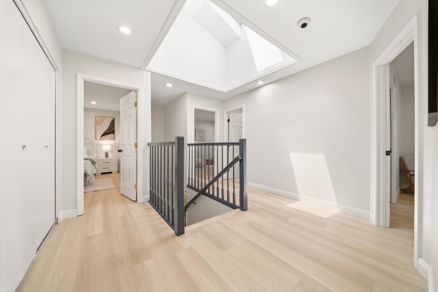 1926 Cape Hilda Place