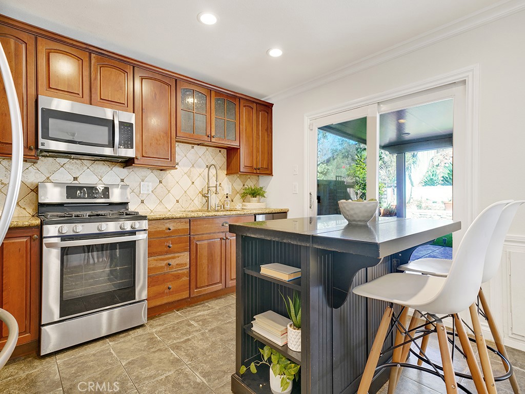 27061 Springwood Circle