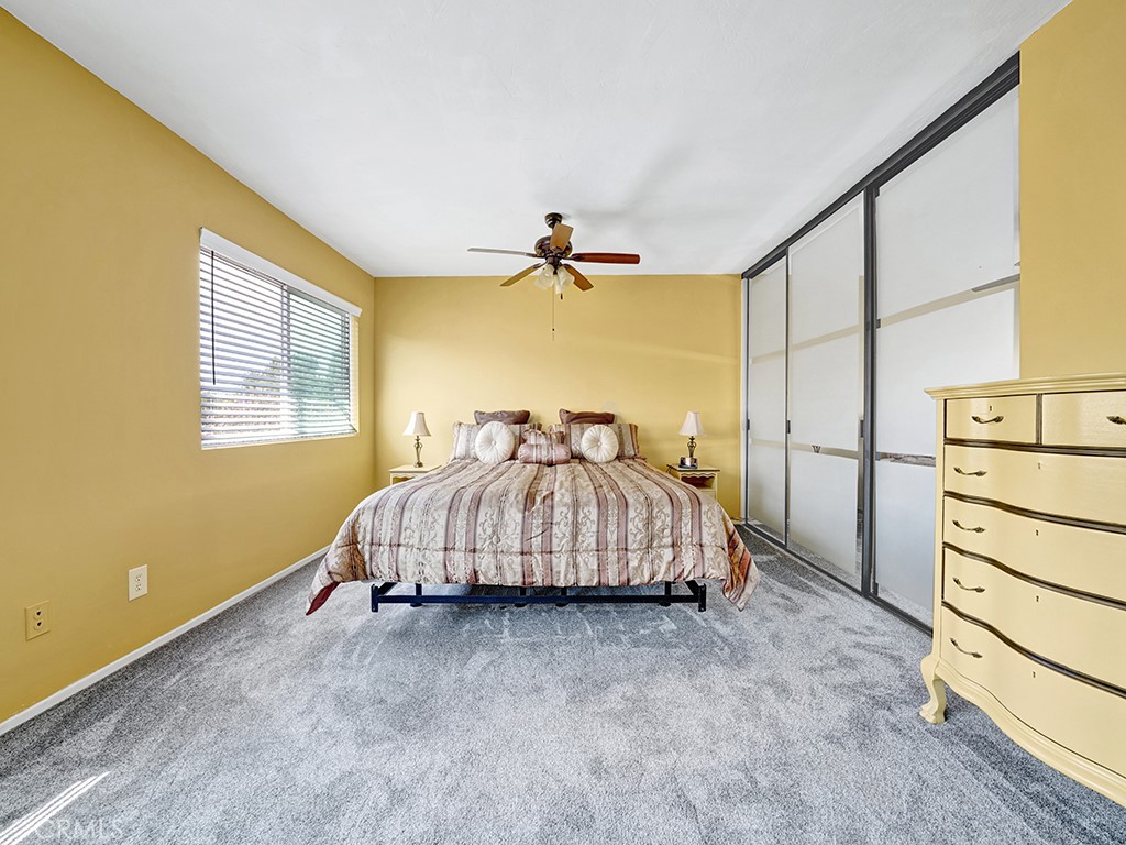 11261 Roanoke Court