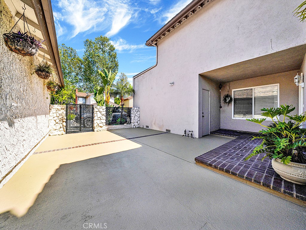 11261 Roanoke Court