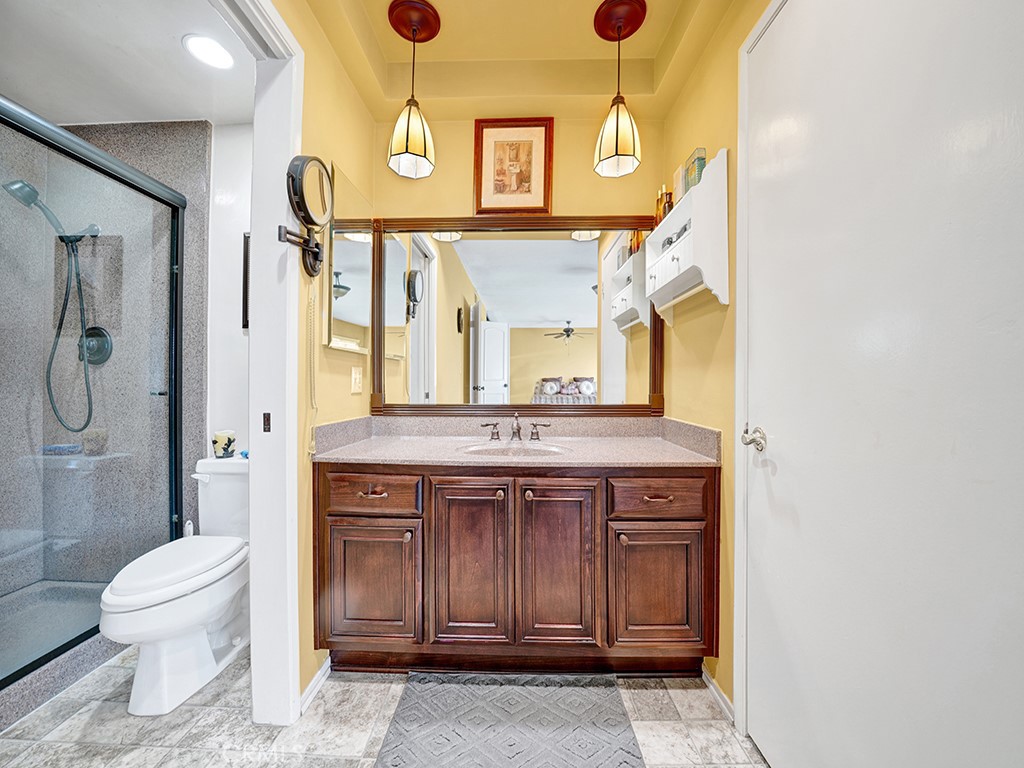 11261 Roanoke Court