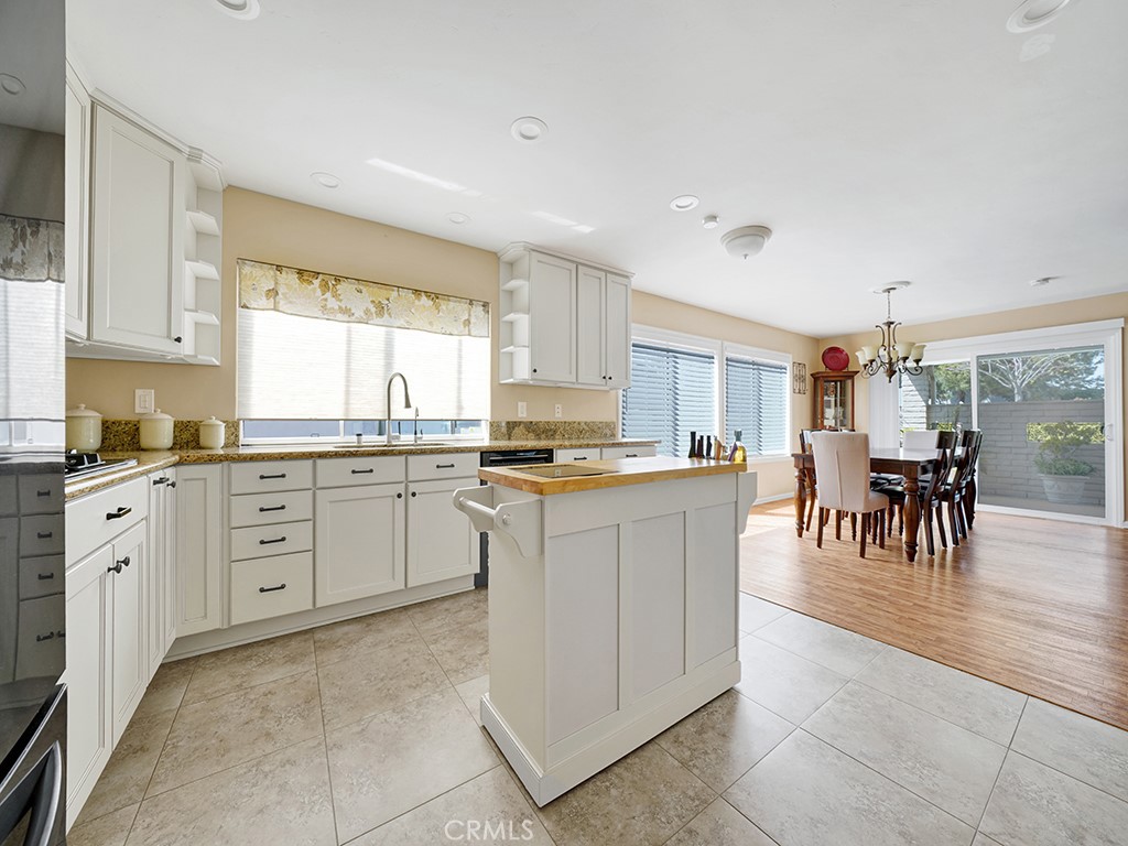 11261 Roanoke Court