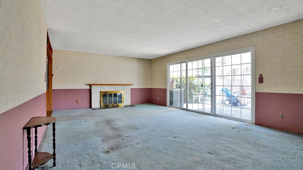 17283 Buttonwood