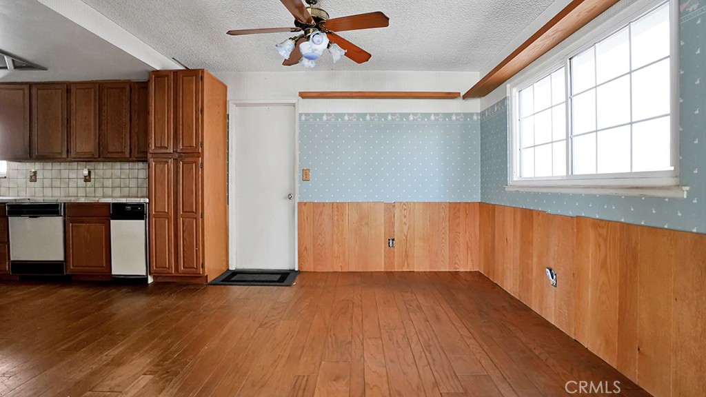 17283 Buttonwood