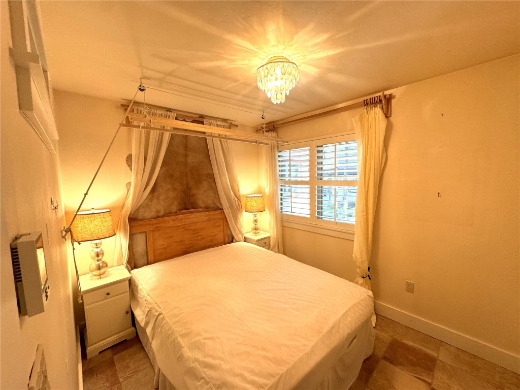 730 Columbine ROAD 21