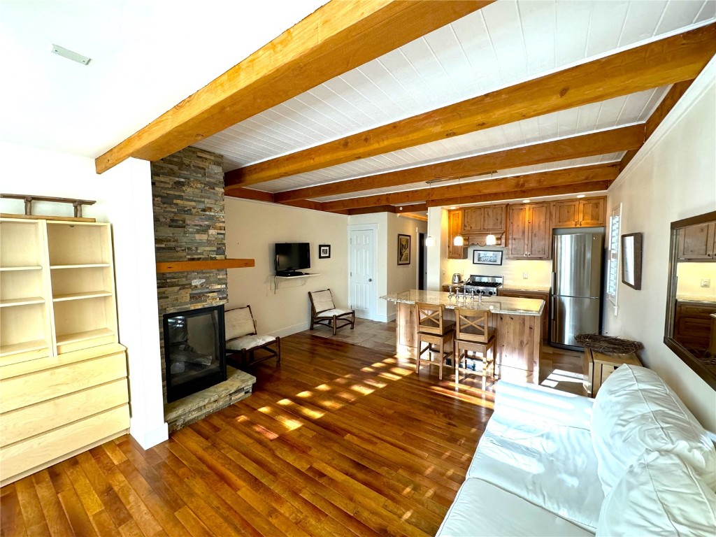 730 Columbine ROAD 21