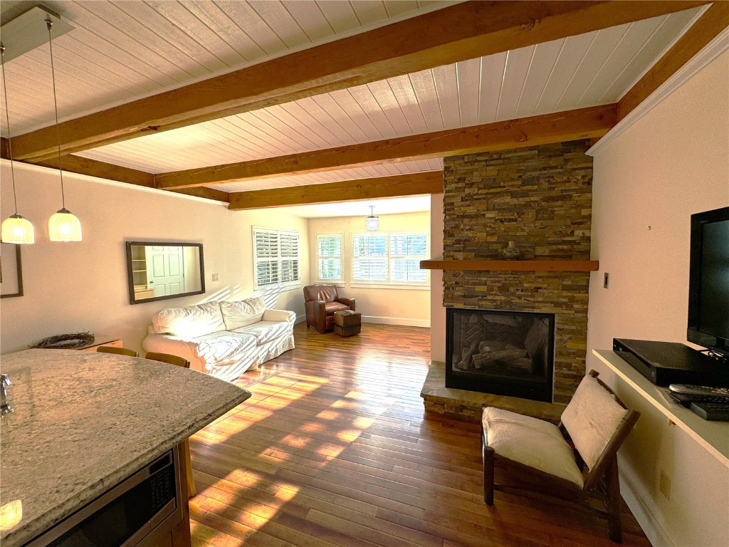 730 Columbine ROAD 21