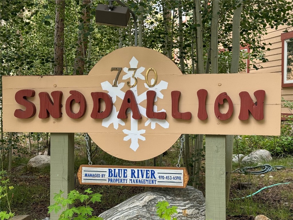 730 Columbine ROAD 21