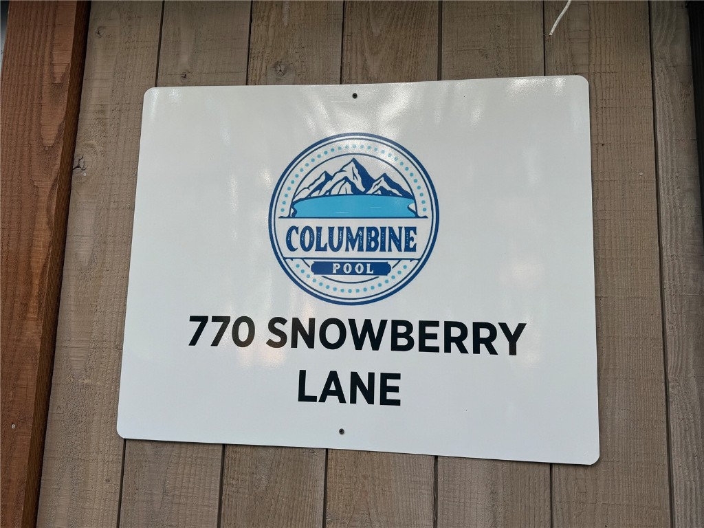 730 Columbine ROAD 21