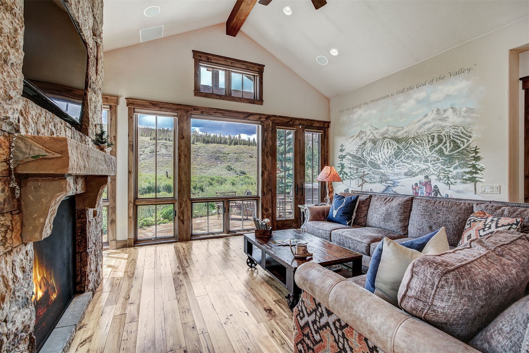 211 Shores LANE