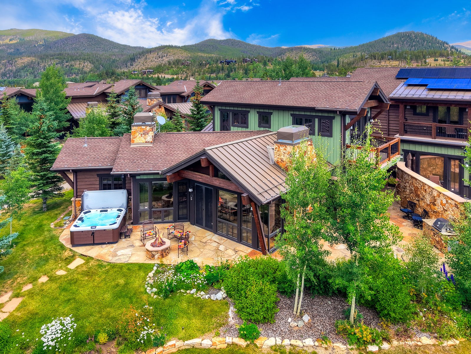 211 Shores LANE