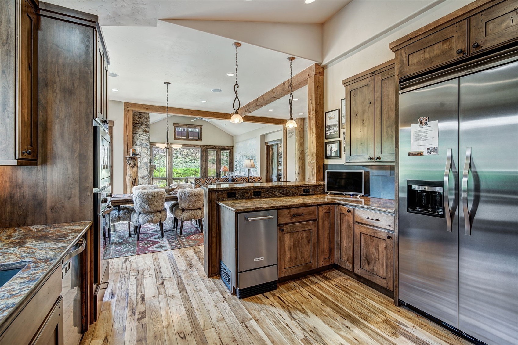 211 Shores LANE