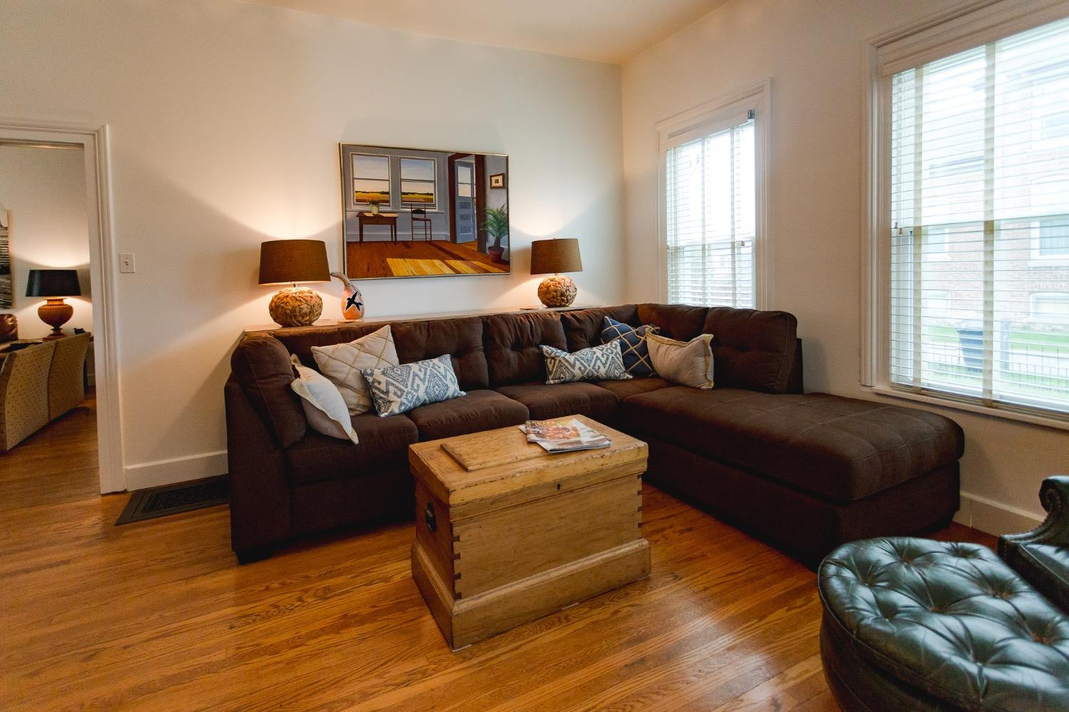 219 W 6th Street