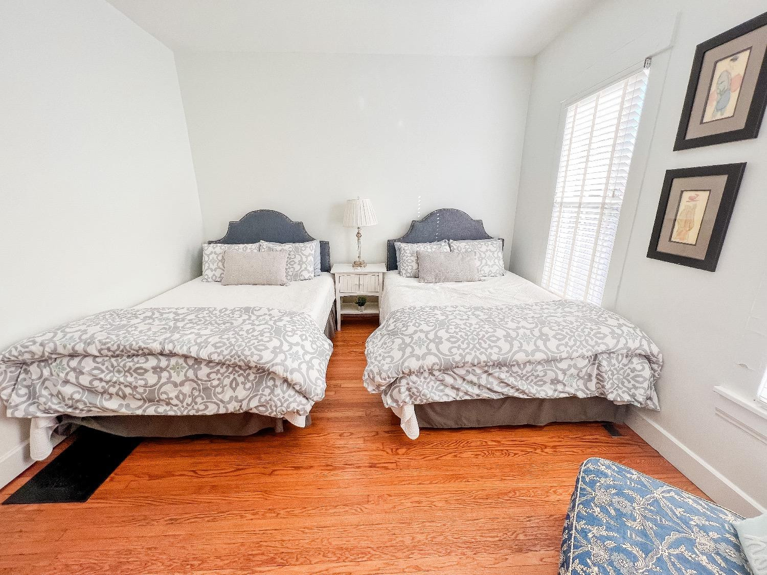 219 W 6th Street