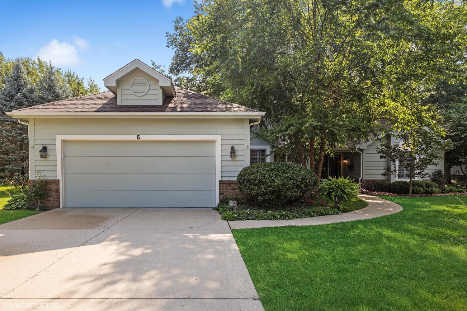 5 Royal Troon Drive