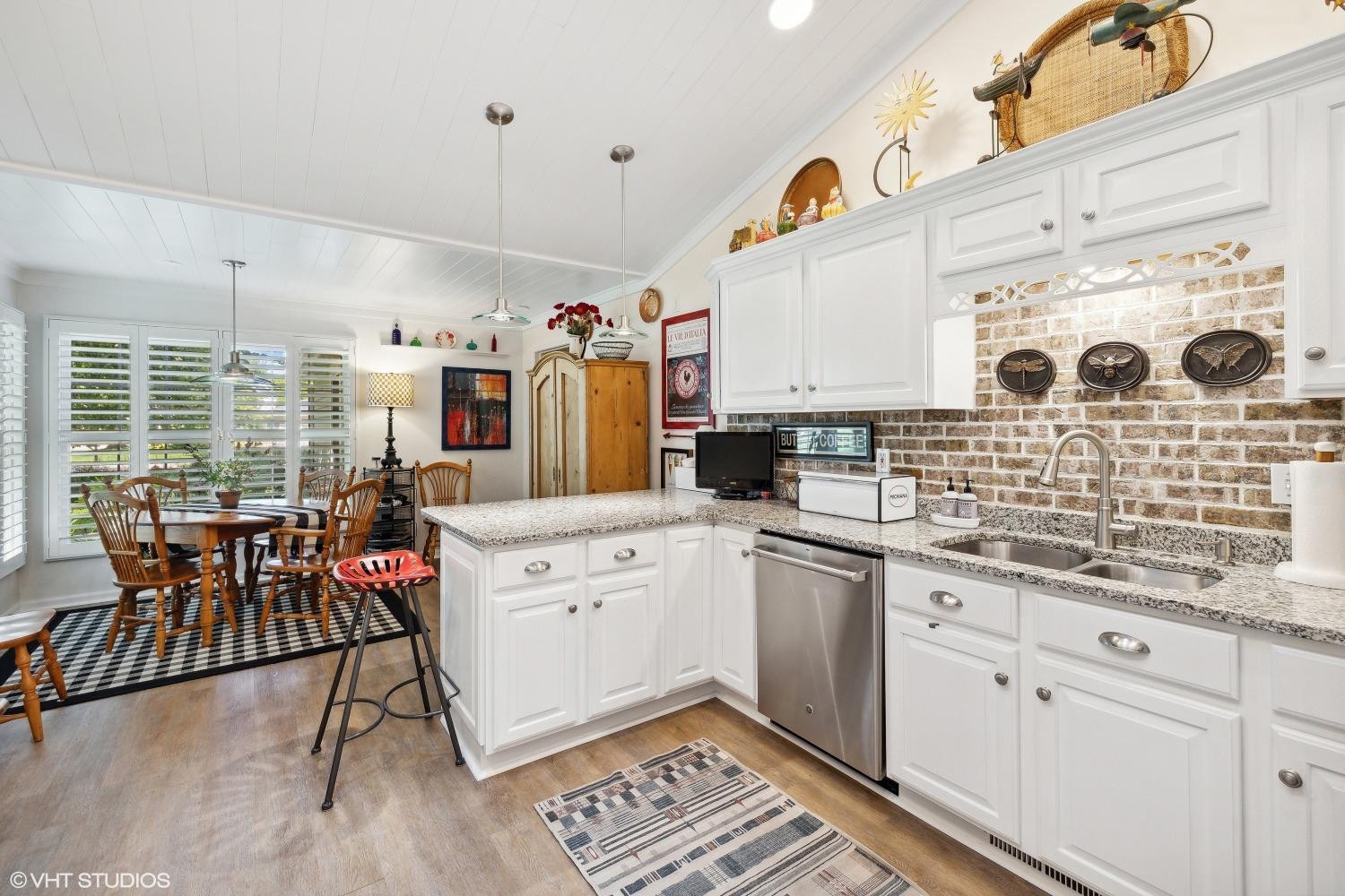 5 Royal Troon Drive