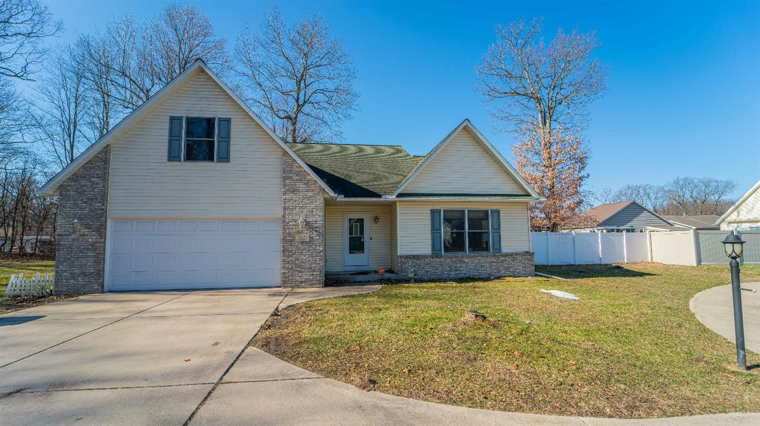 2621 Bruce Drive
