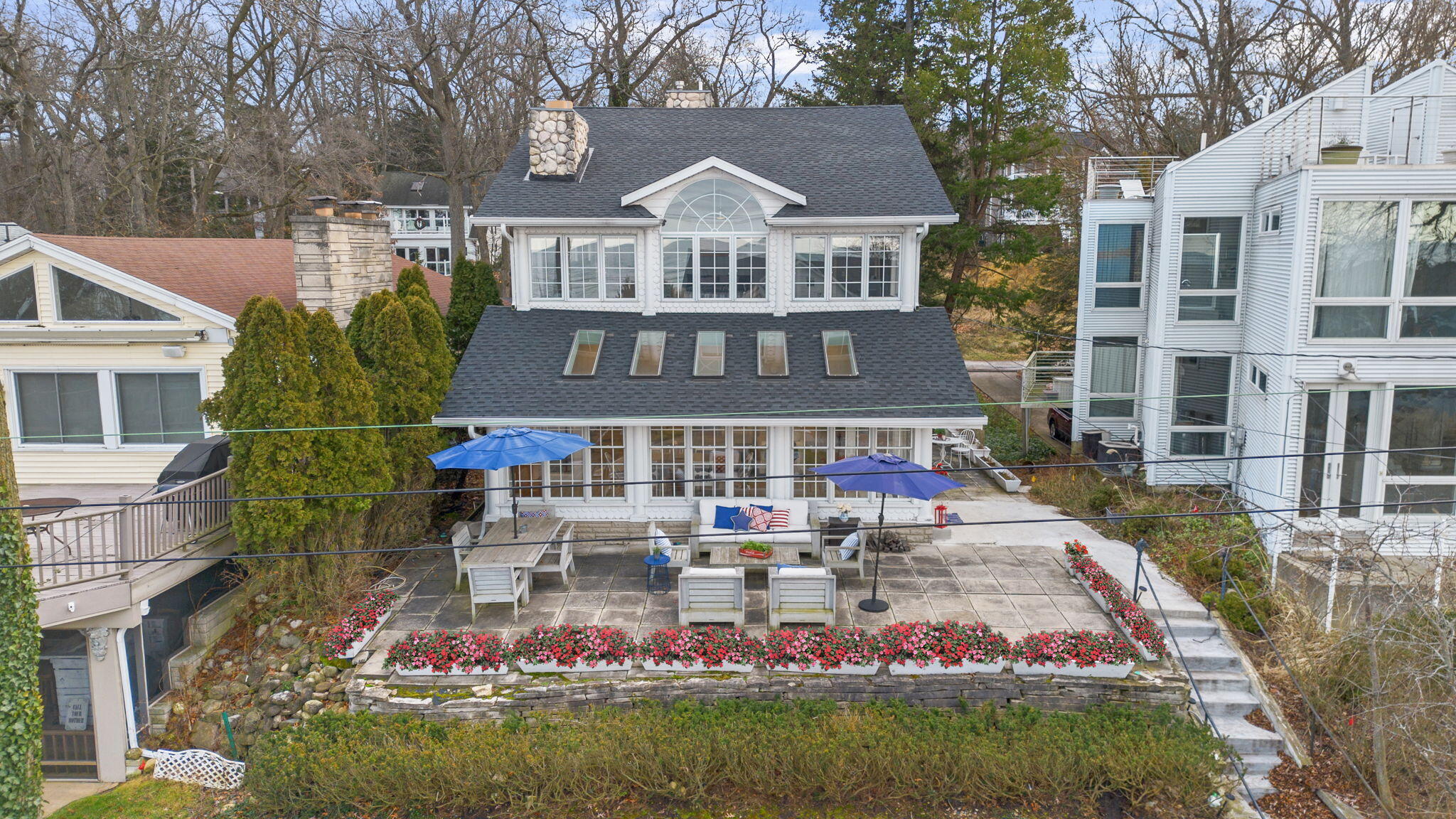 1625 Lake Shore Drive