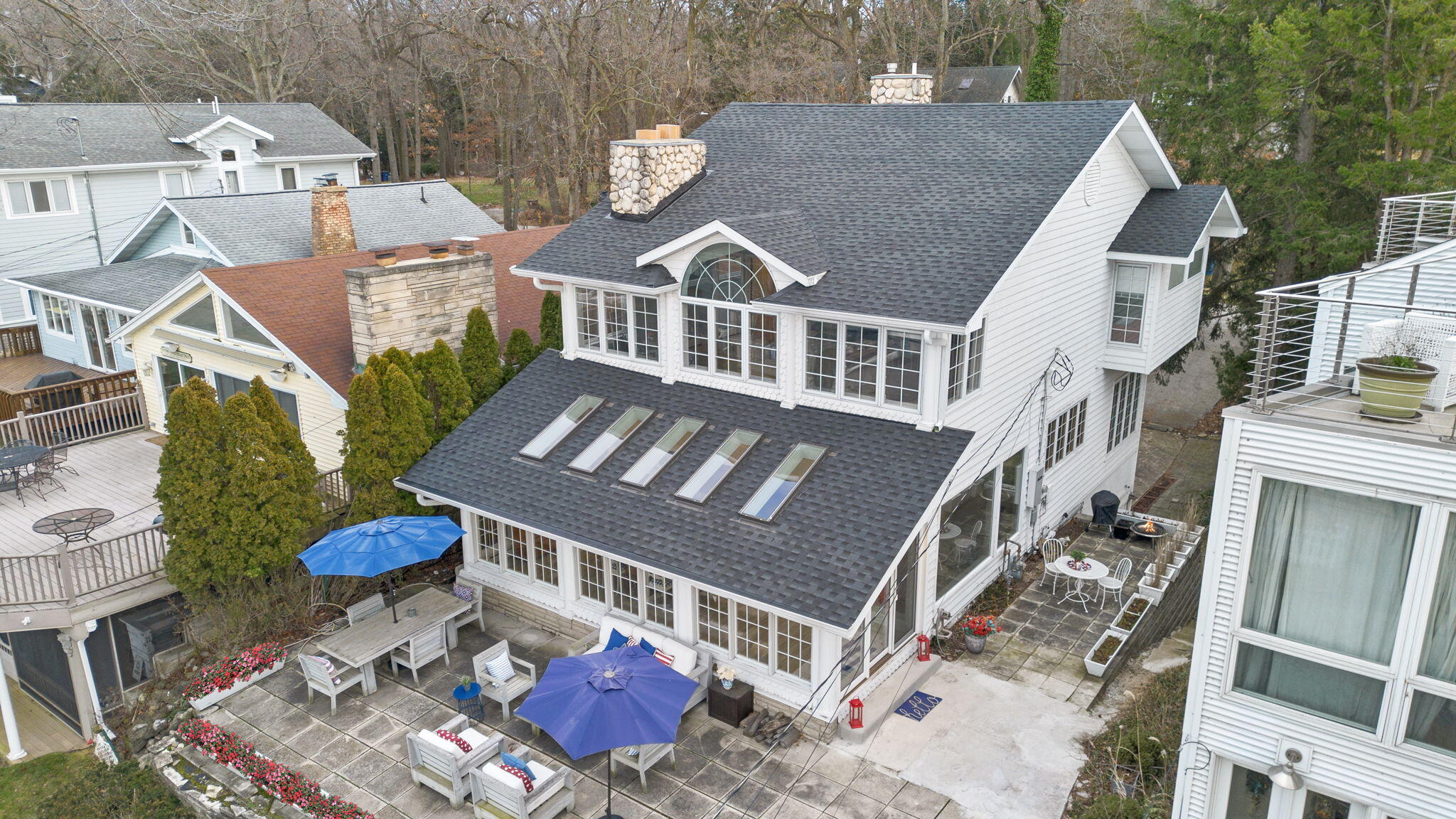 1625 Lake Shore Drive