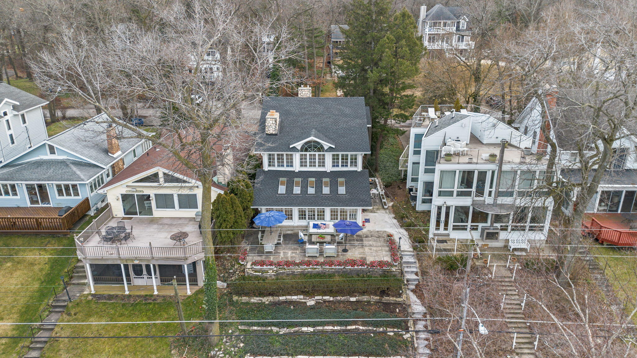 1625 Lake Shore Drive