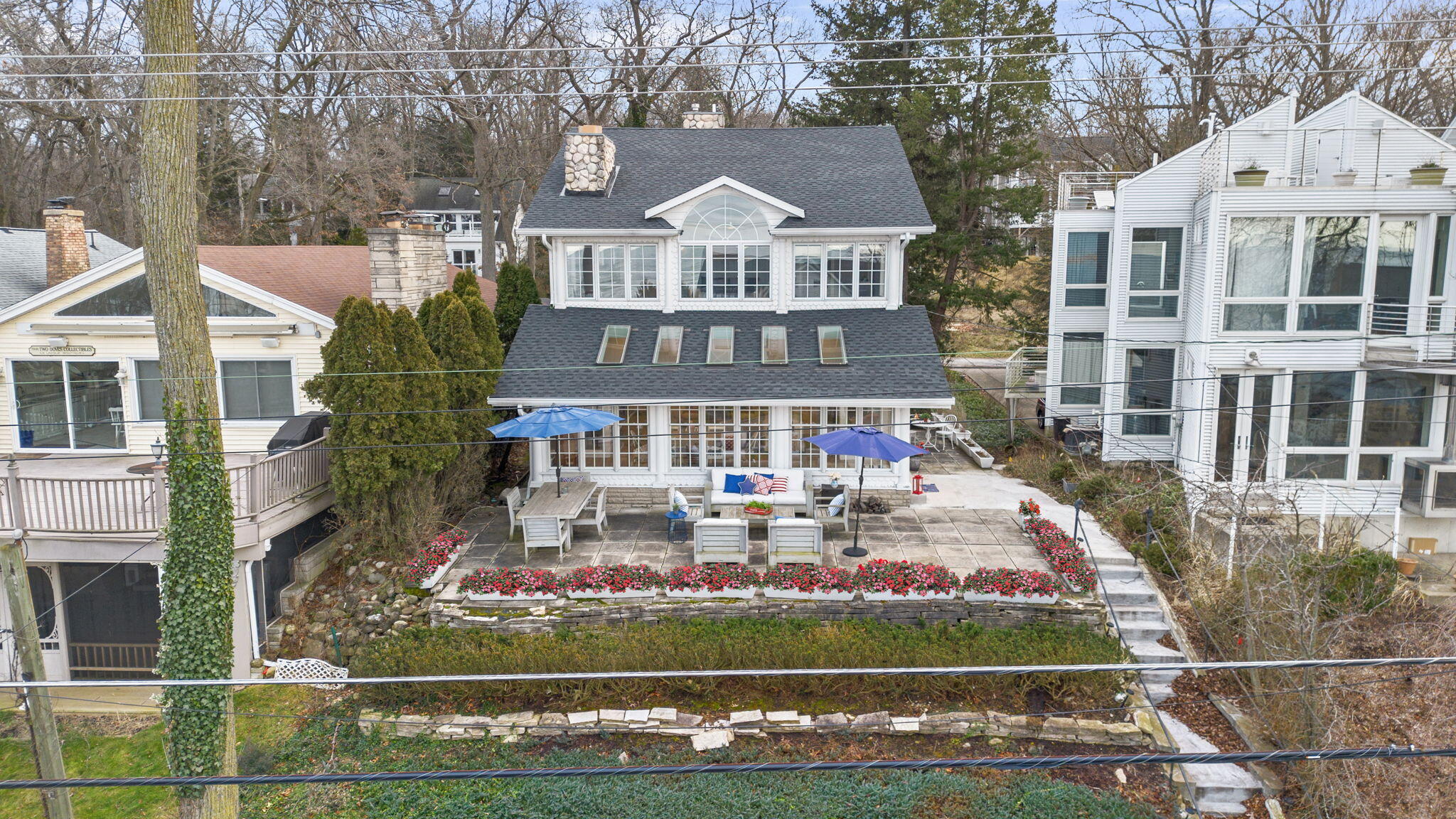1625 Lake Shore Drive