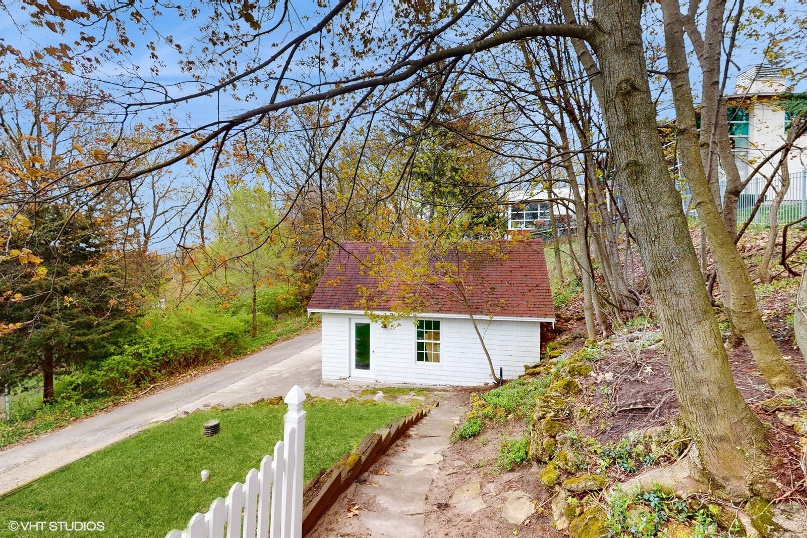 2002 Idlewood Trail