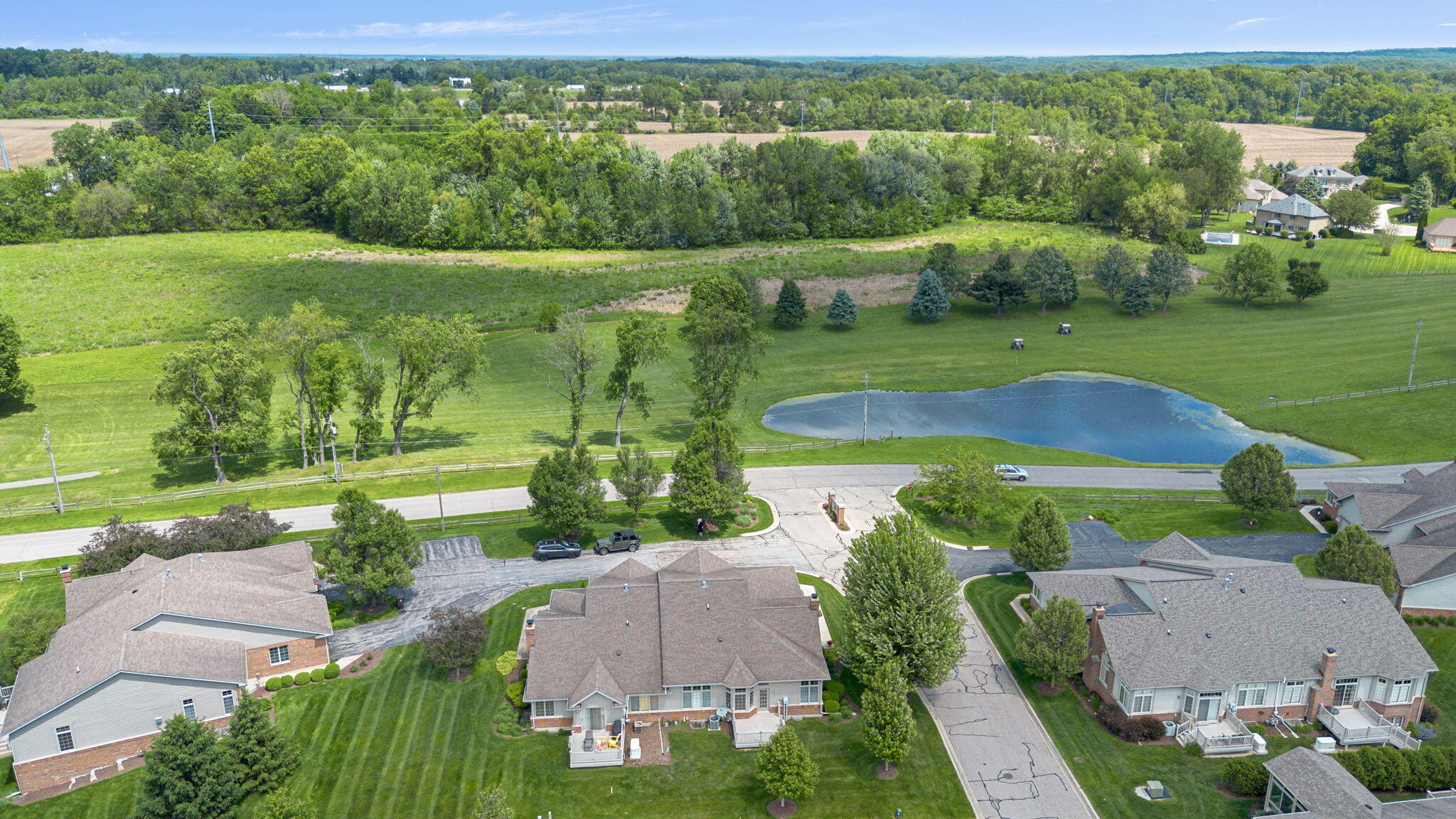 3224 N Briar Leaf Court