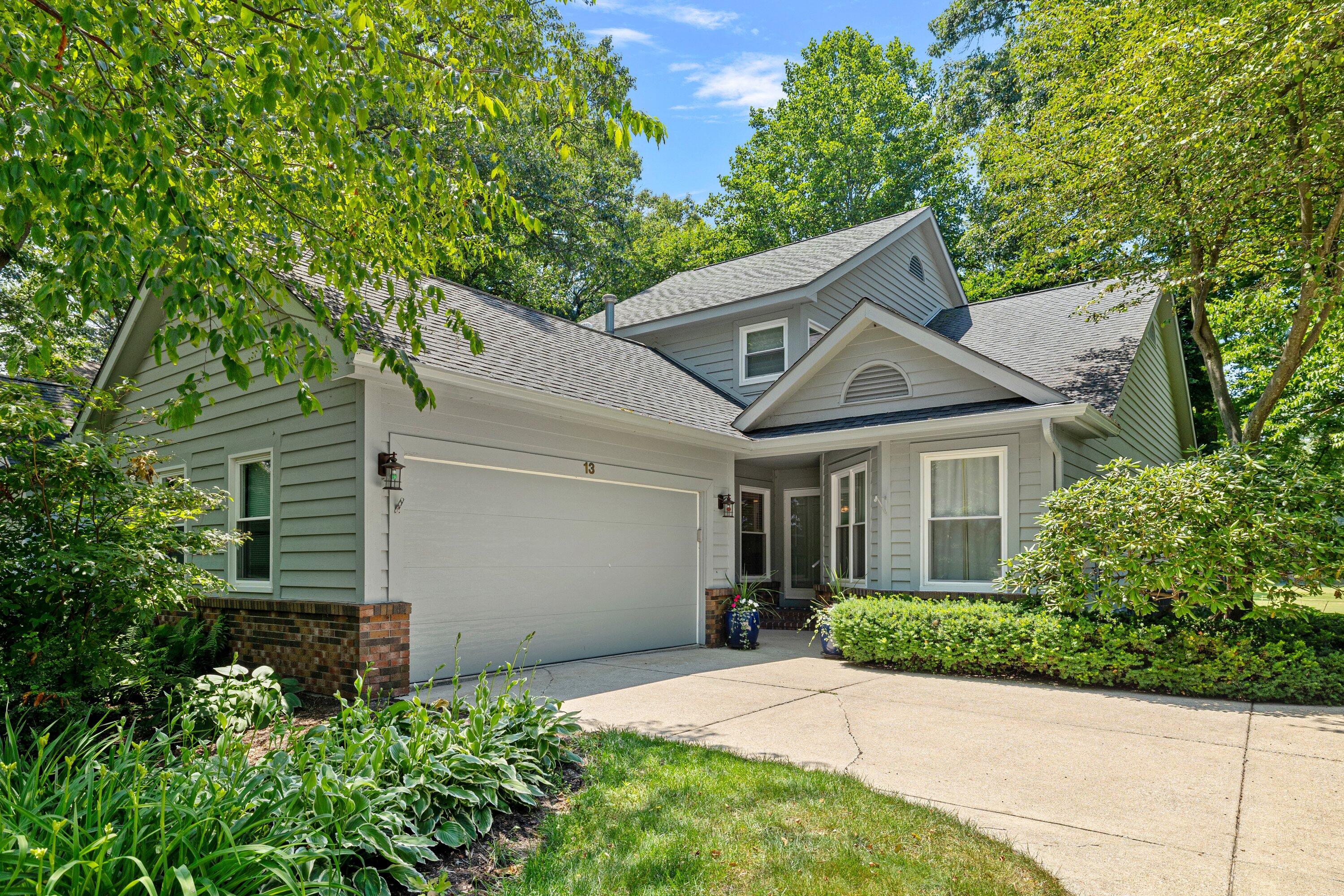 13 St Andrews Drive