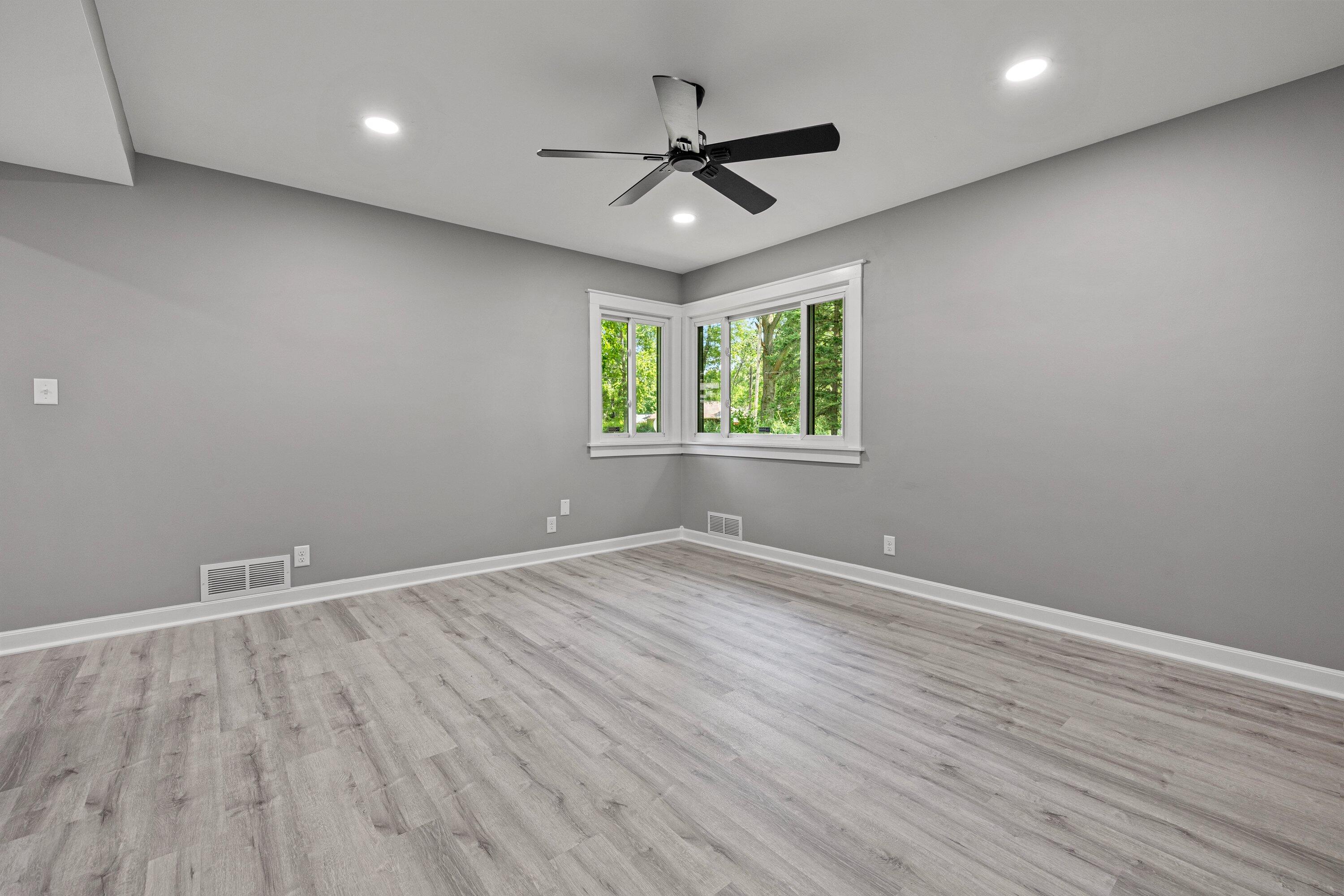 213 Cardinal Drive