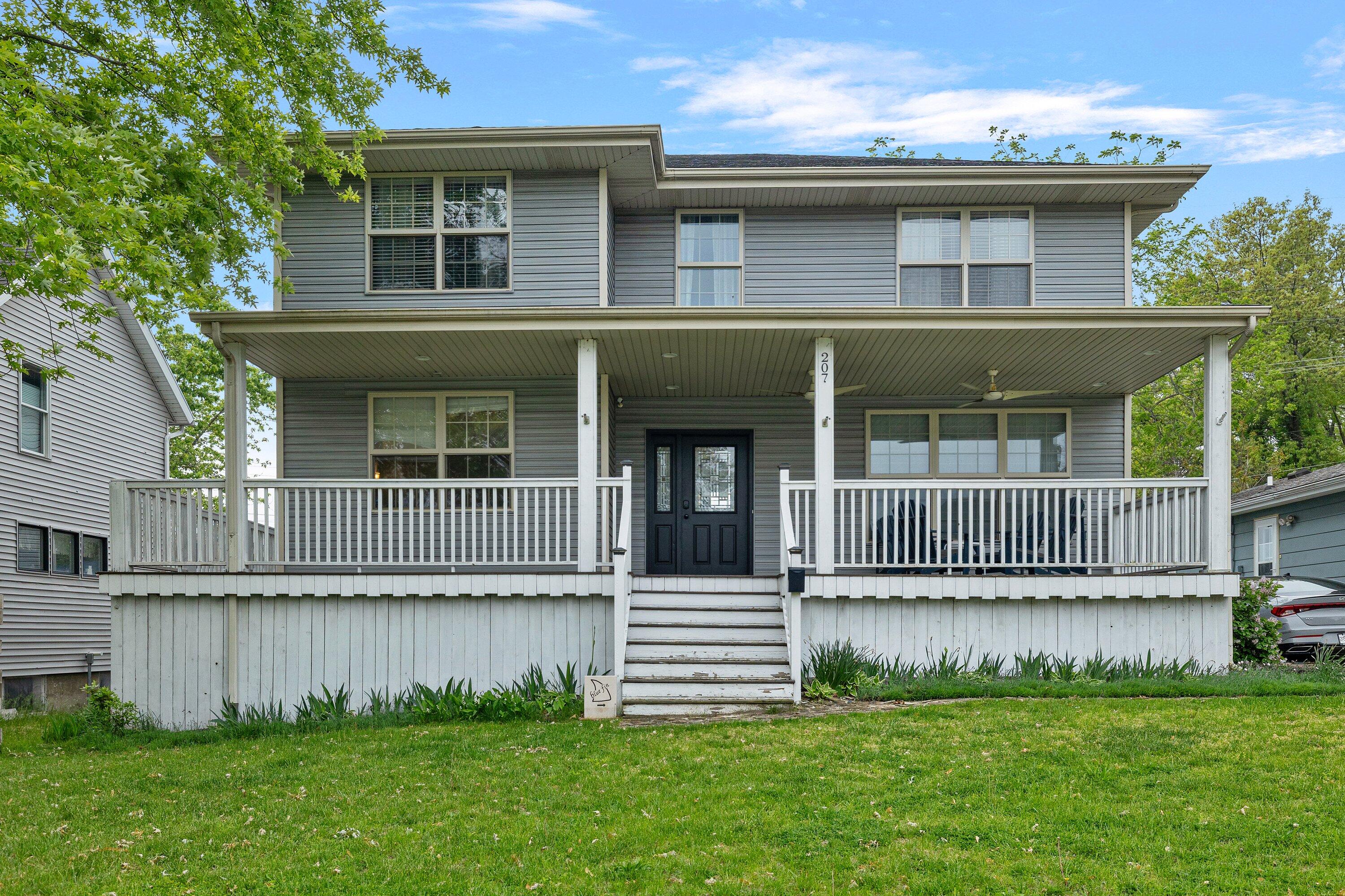 207 Fogarty Street