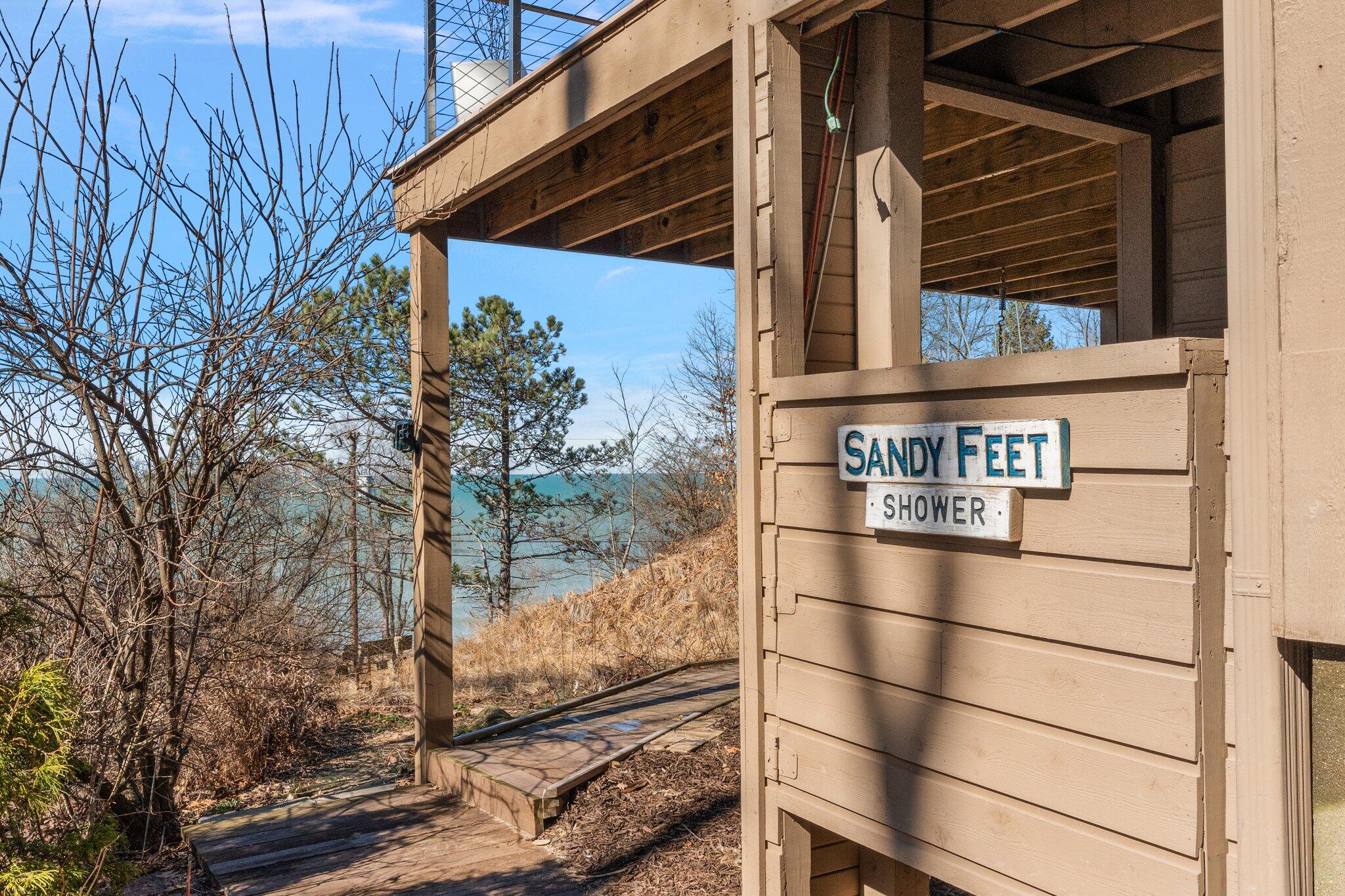 5 E Lake Front Drive