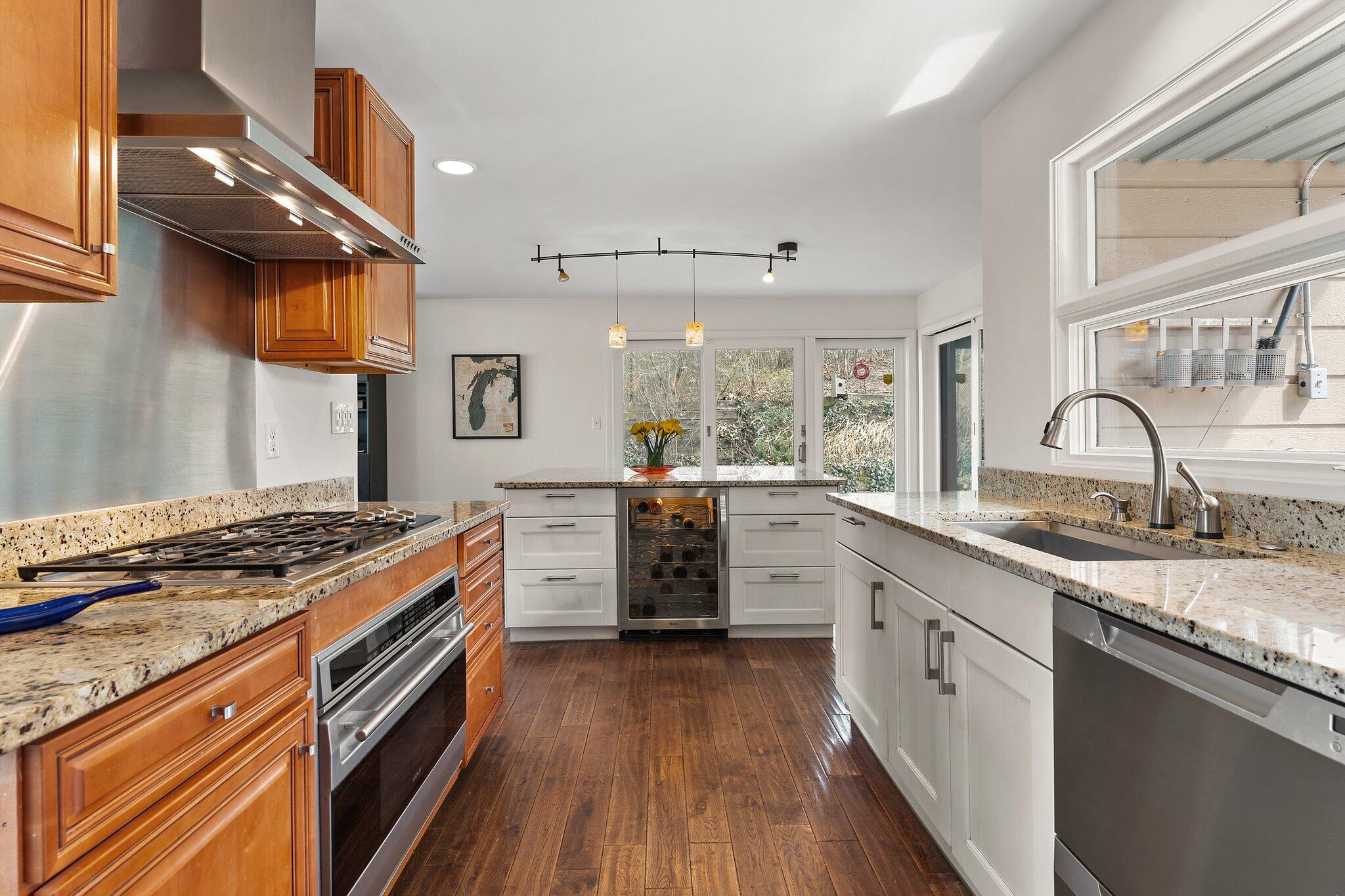 5 E Lake Front Drive