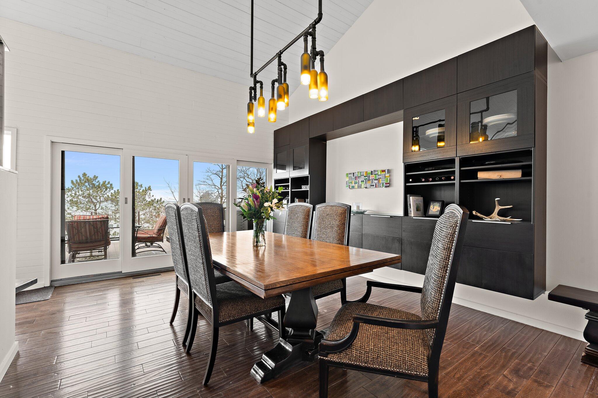 5 E Lake Front Drive