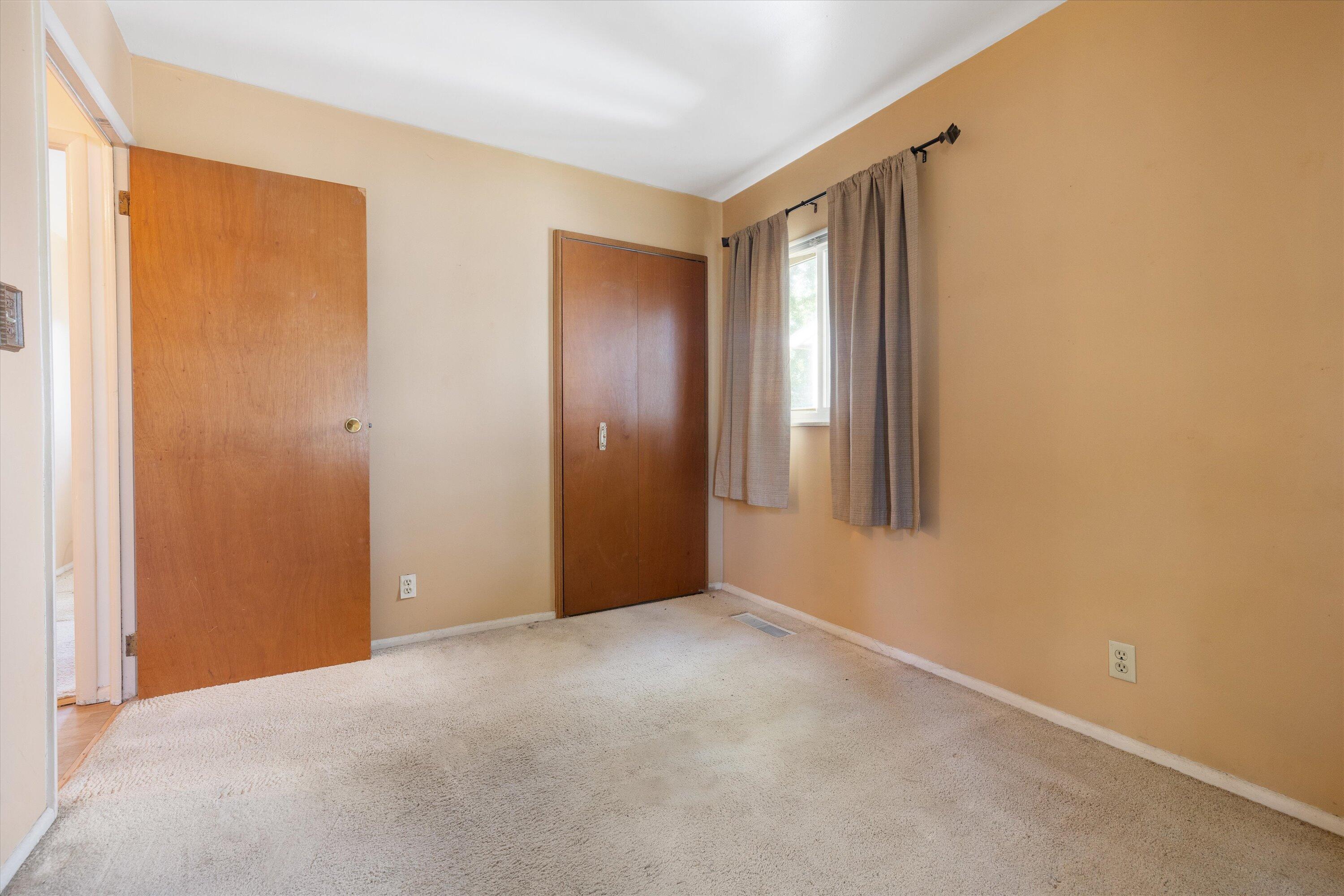 209 Walnut Street