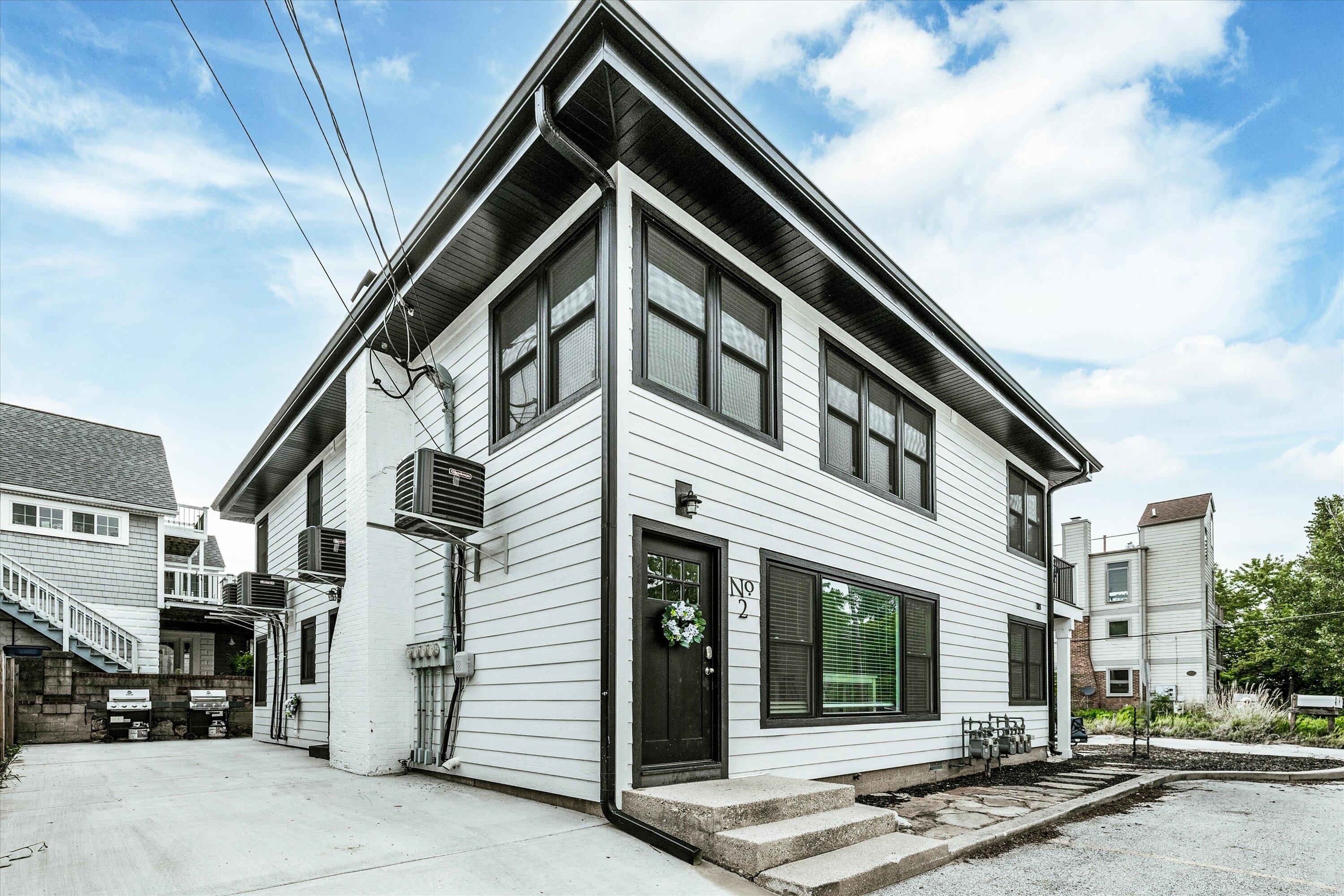 118 N Lake Avenue