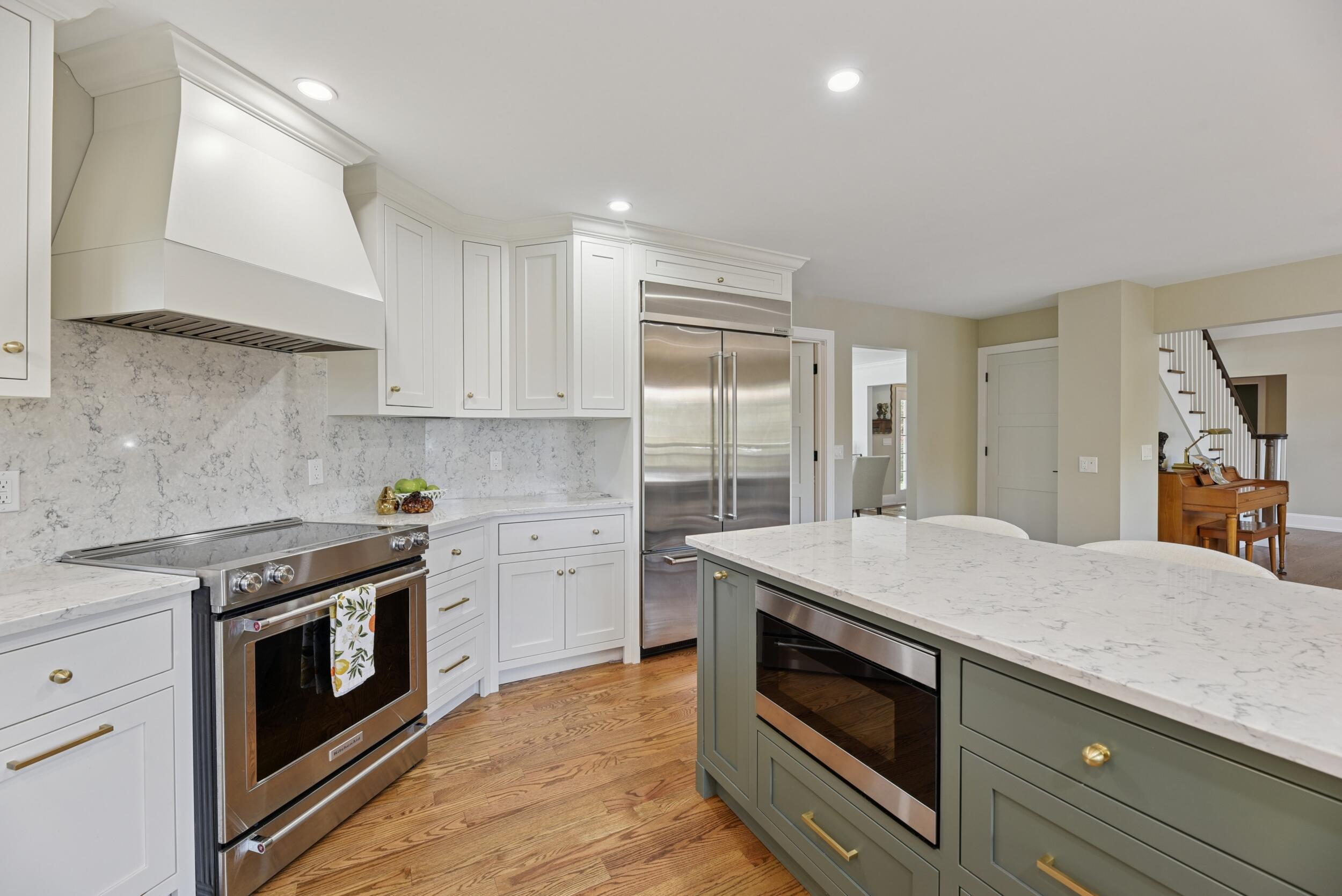 2300 Shorewood Drive