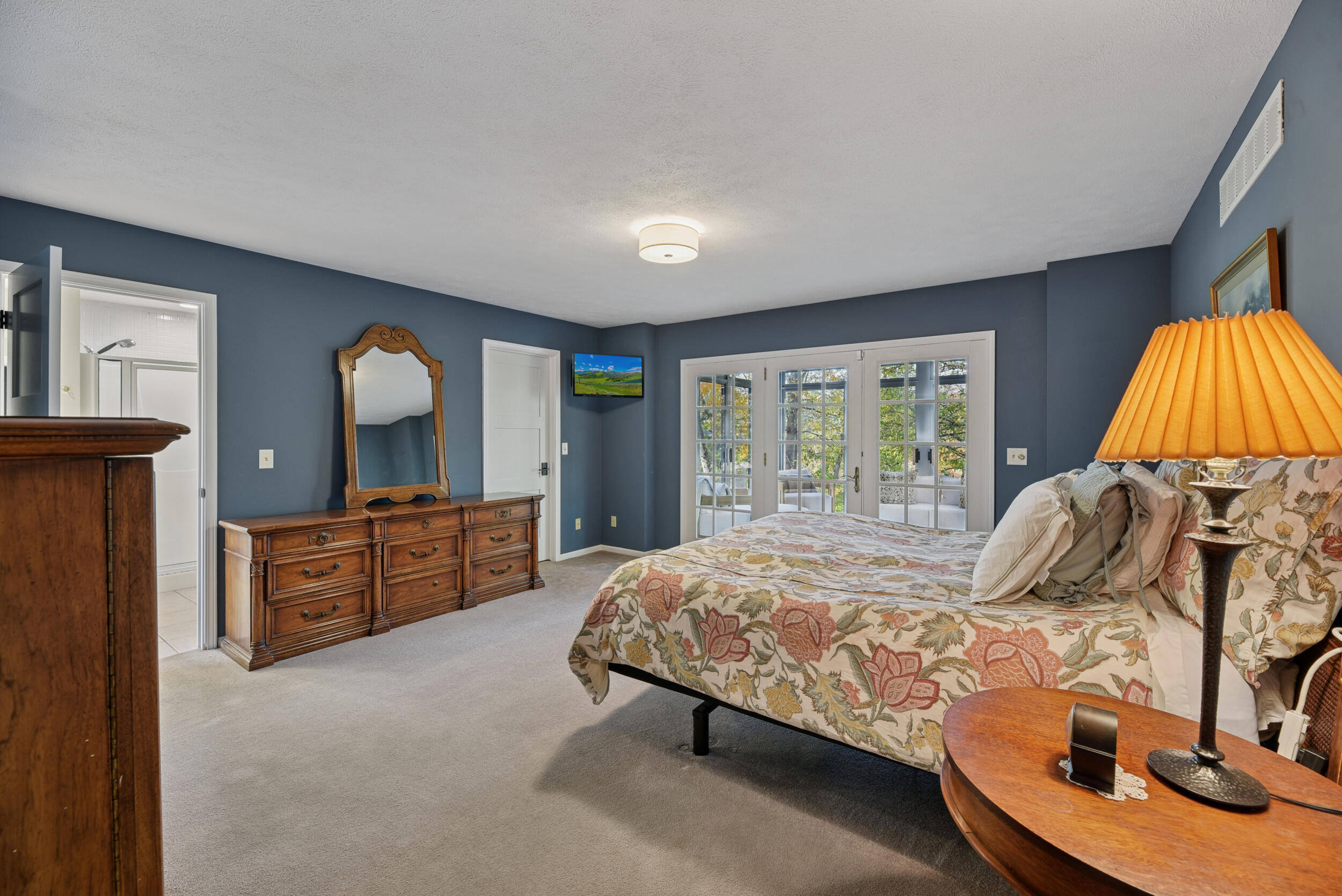 2300 Shorewood Drive