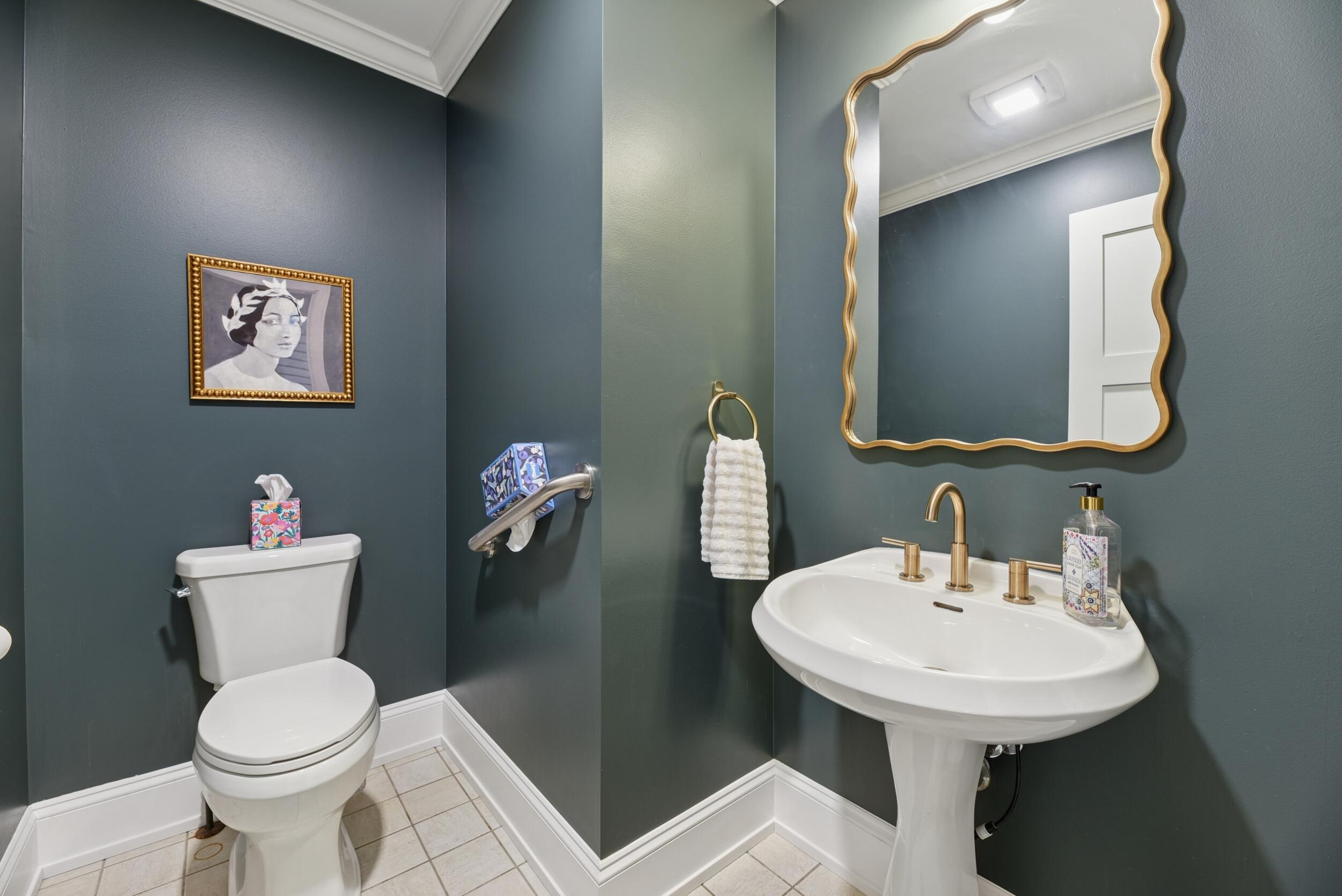 2300 Shorewood Drive