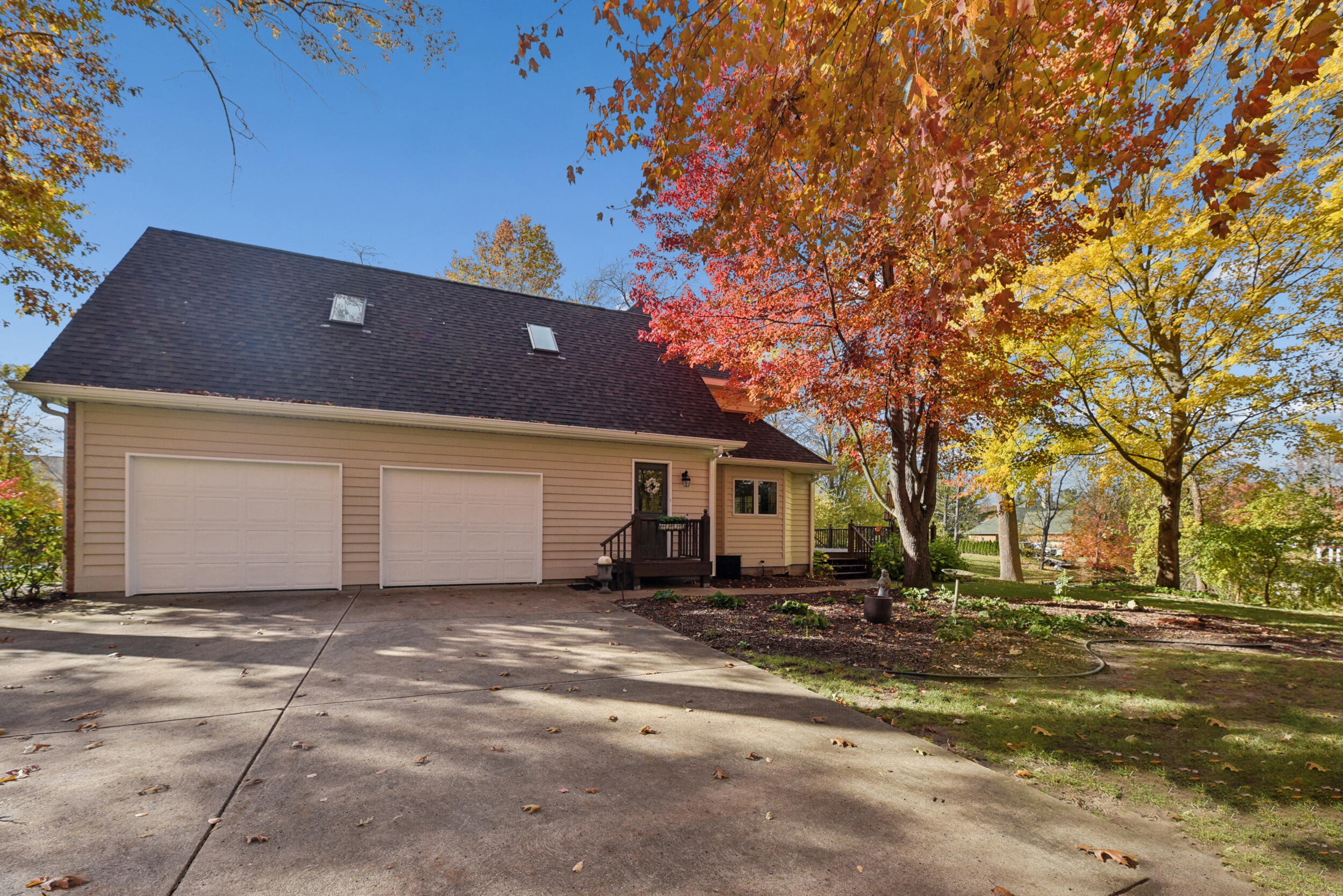2300 Shorewood Drive