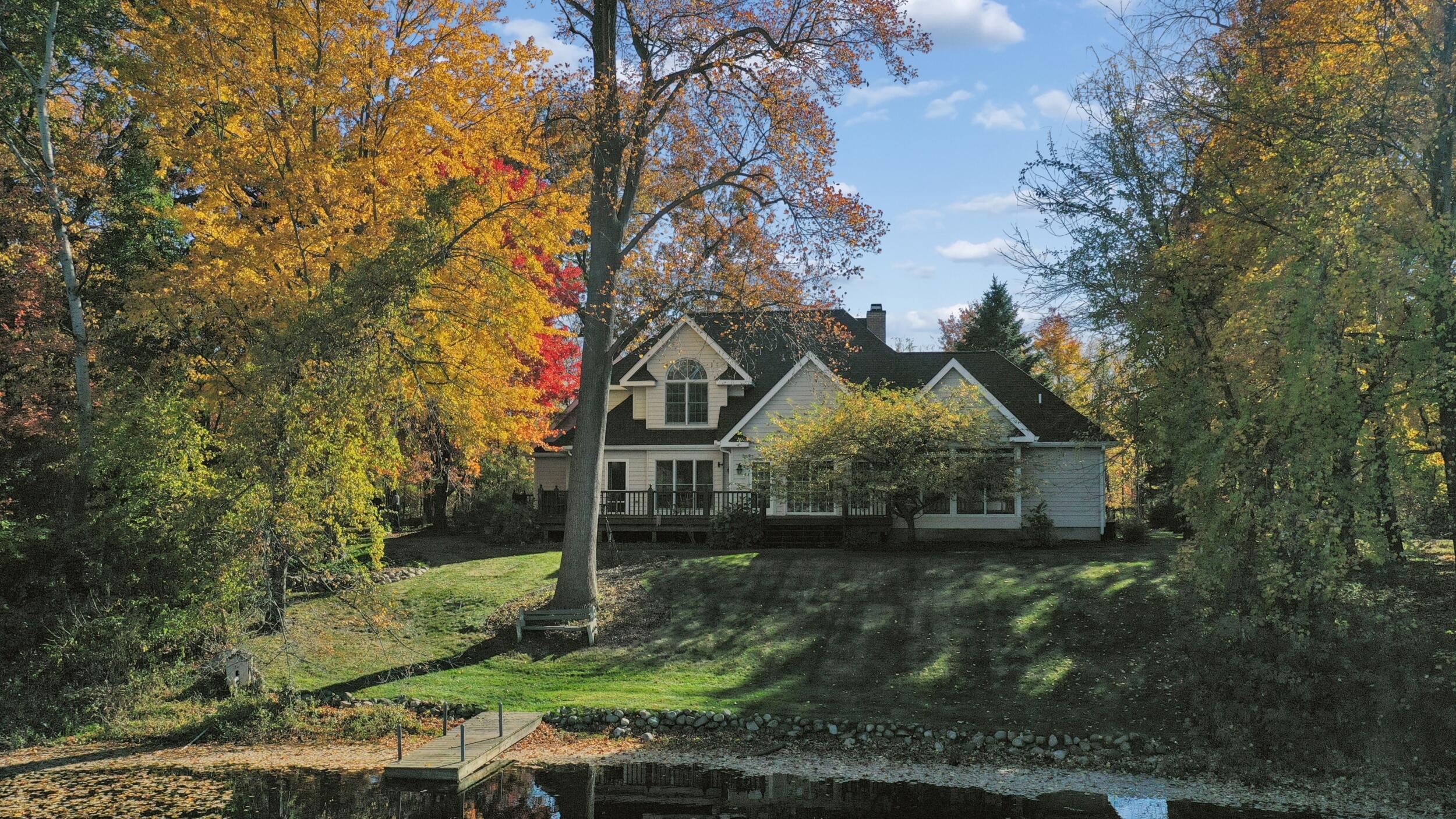 2300 Shorewood Drive