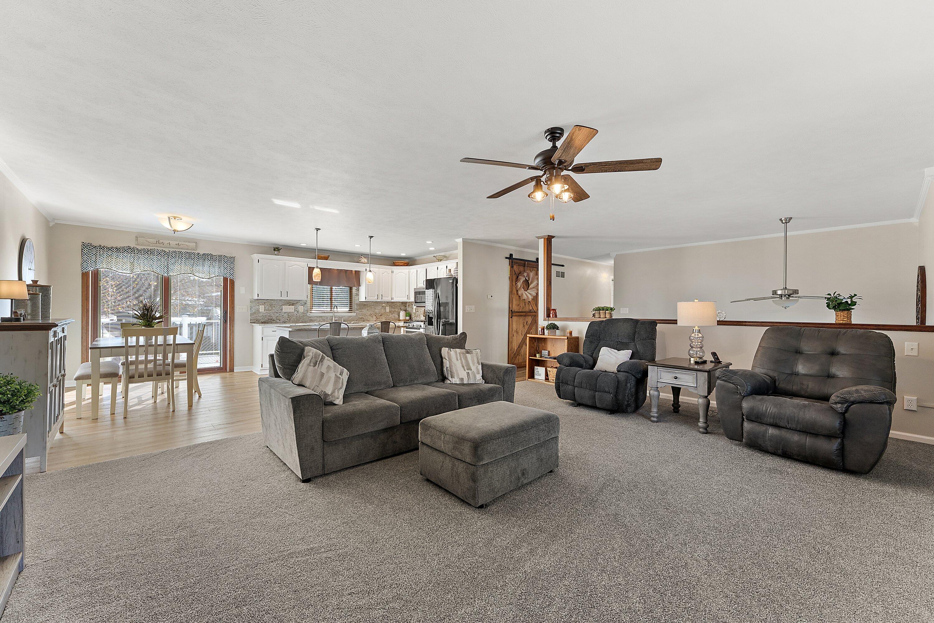 6476 W Lee Len Trail