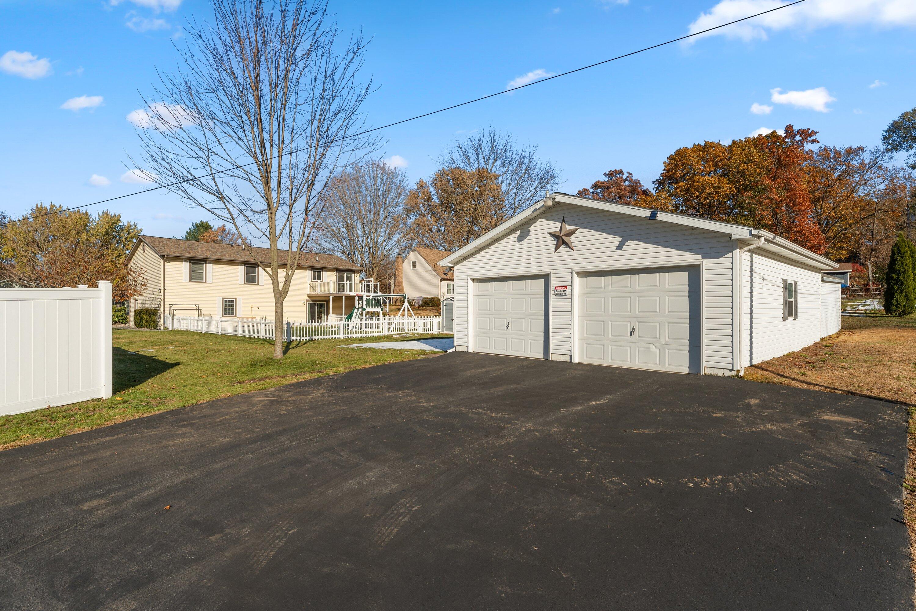 6476 W Lee Len Trail