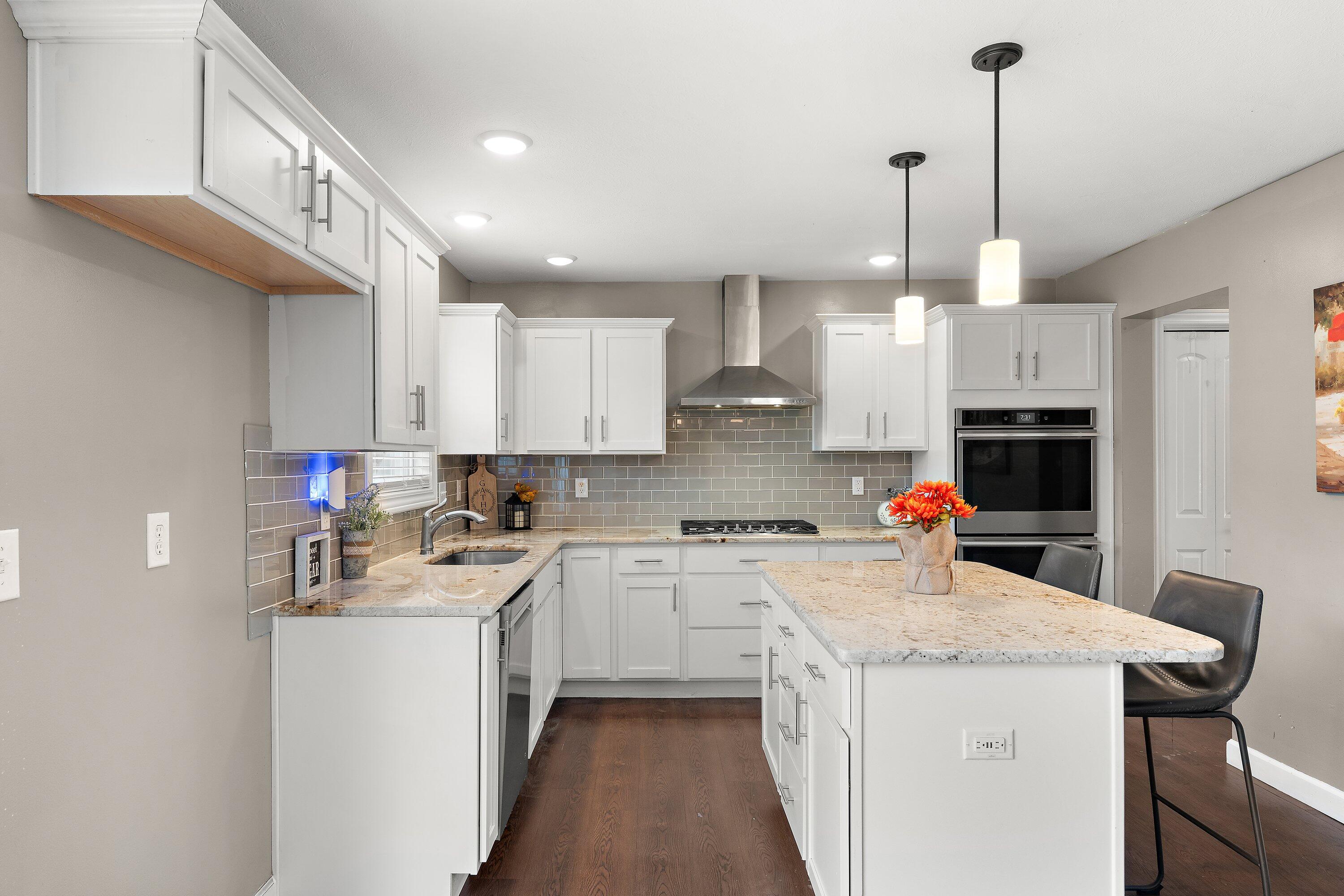 2952 N Morning Glory Avenue