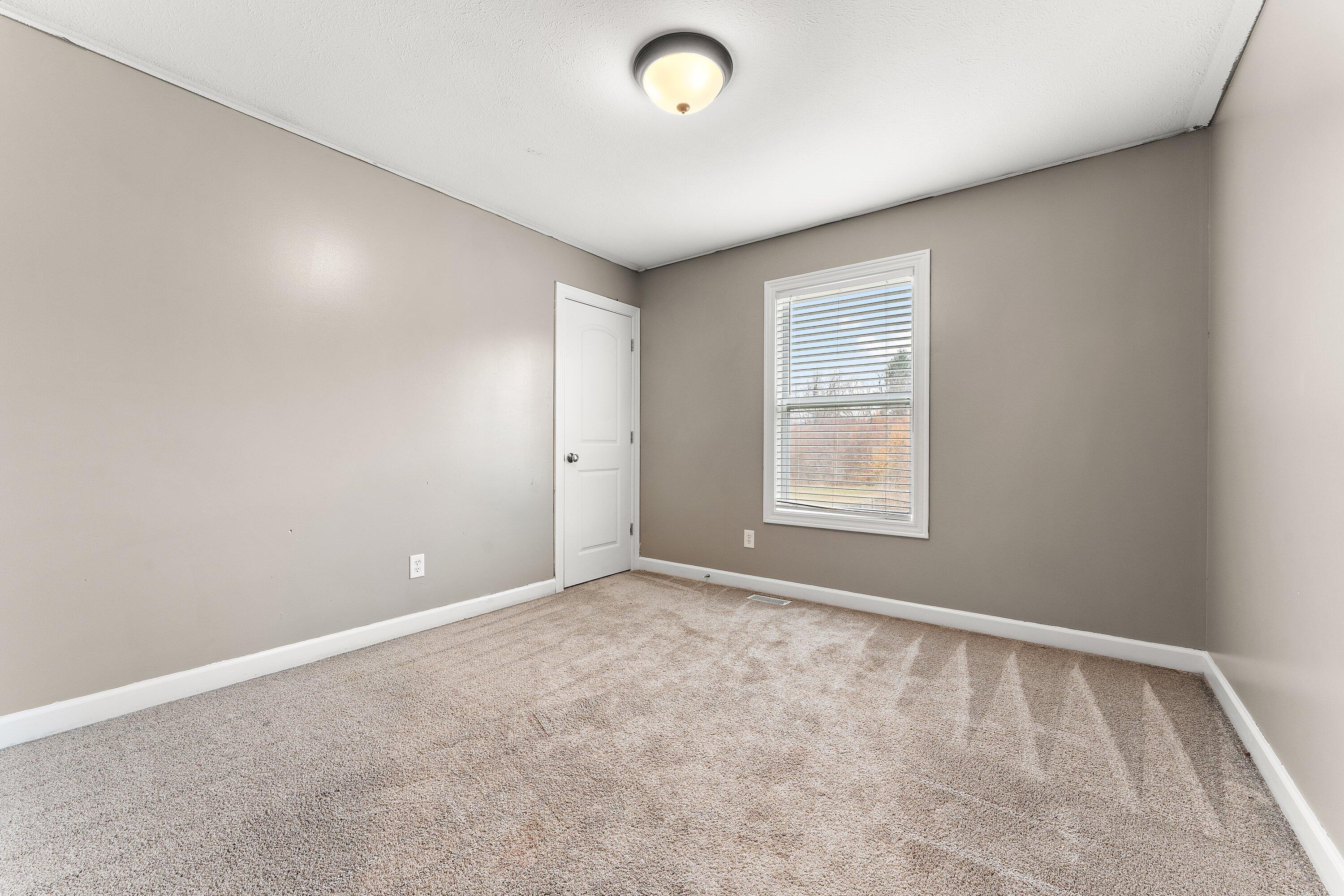 2952 N Morning Glory Avenue