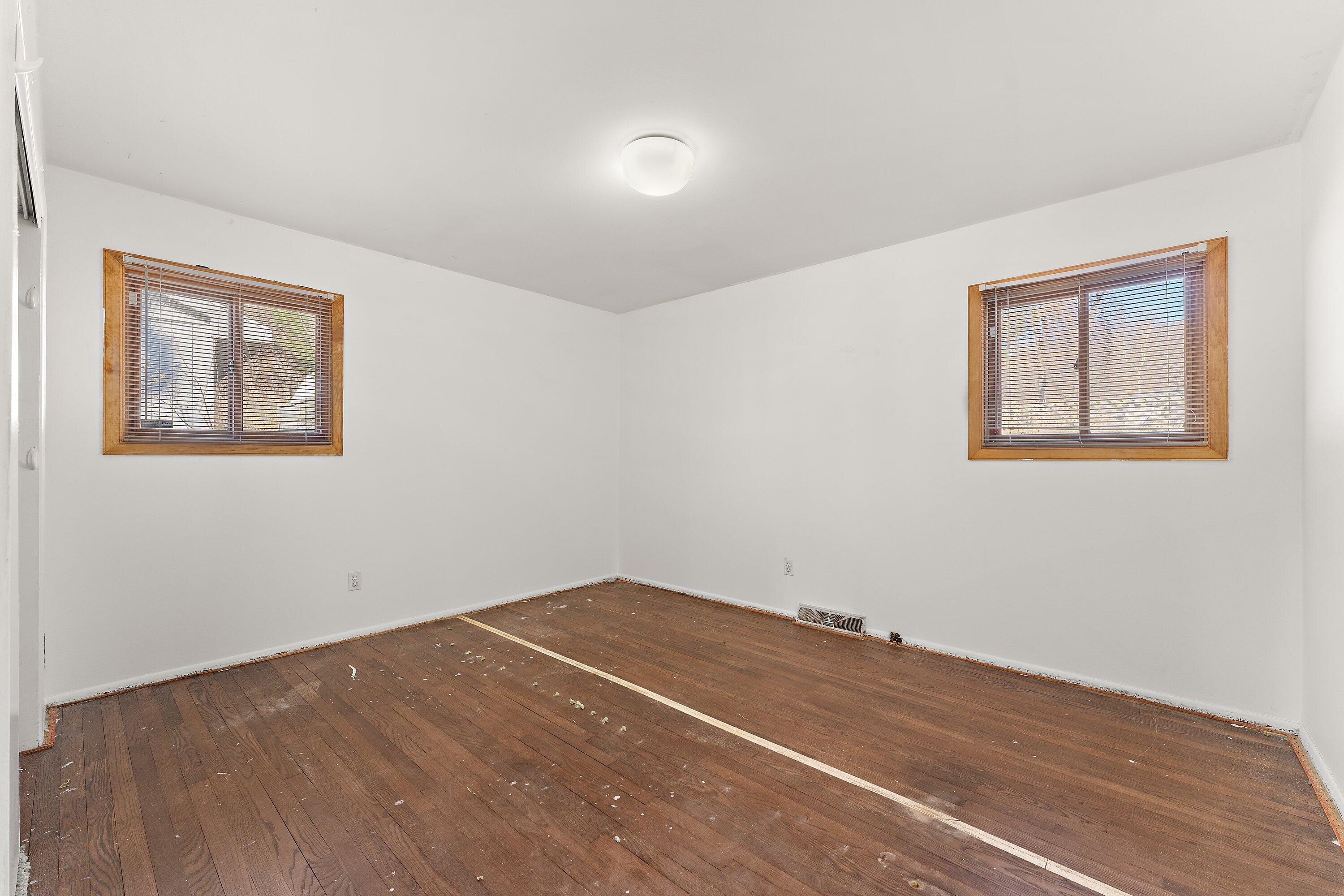 106 Lake Hills Road