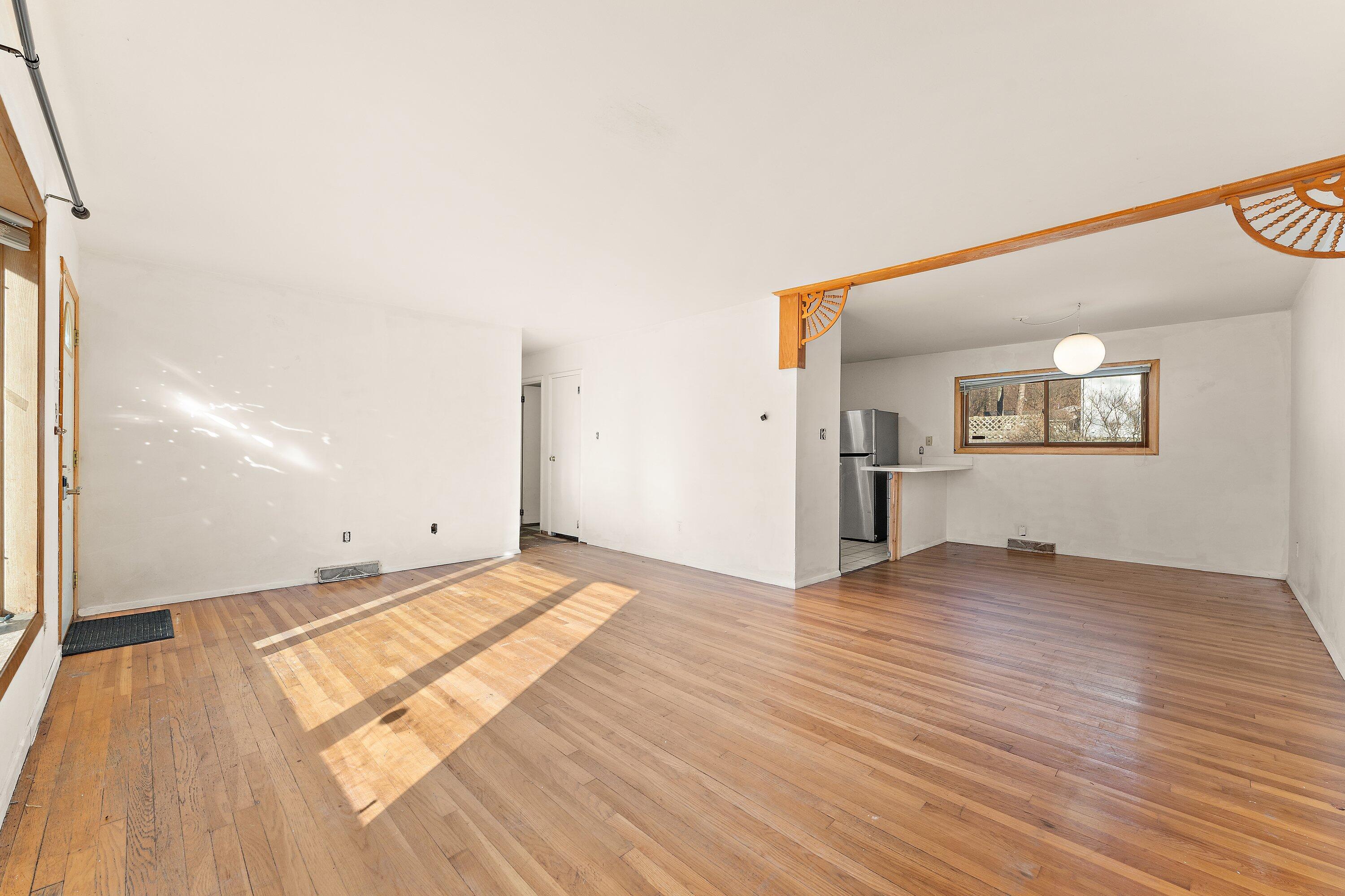 106 Lake Hills Road