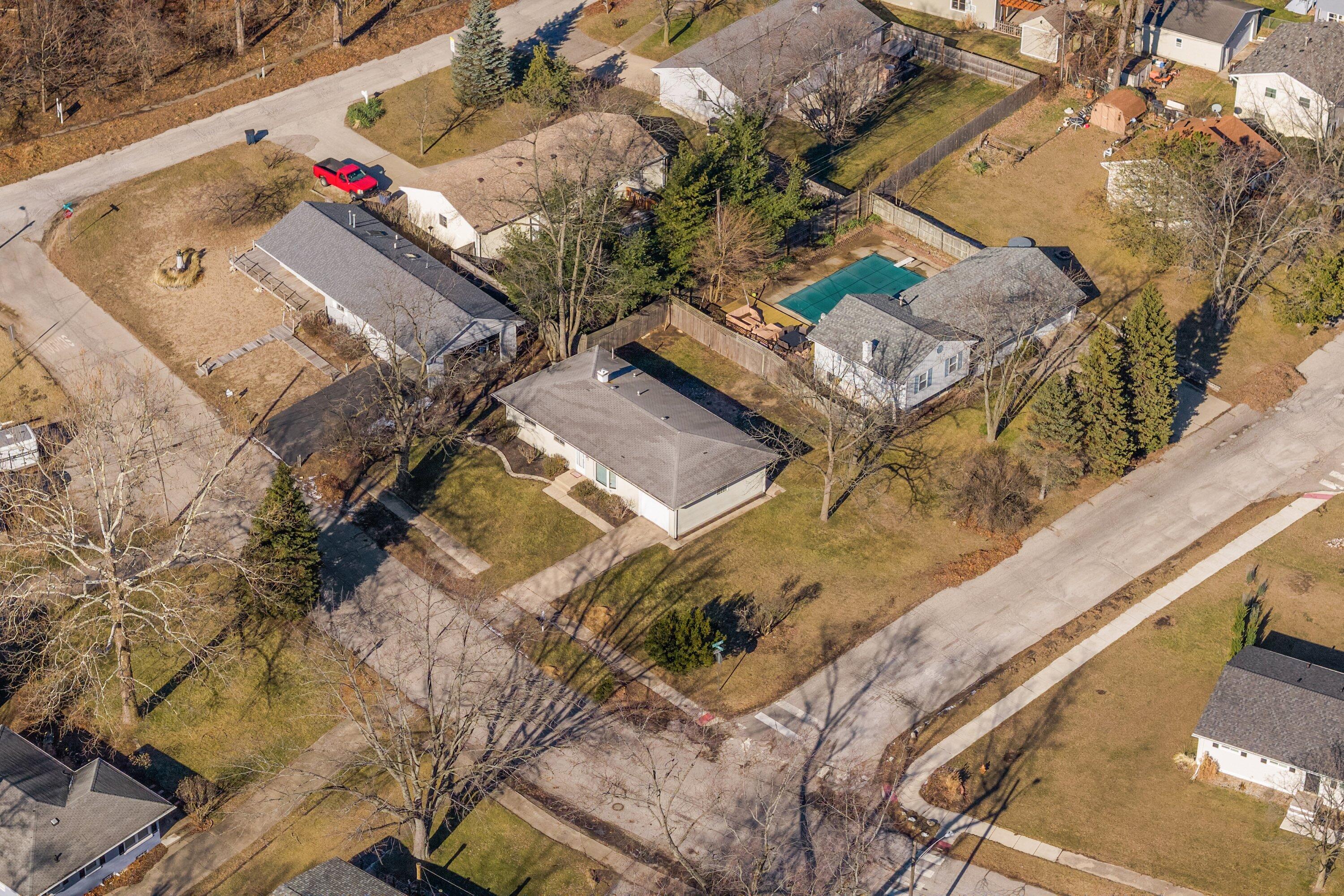 106 Lake Hills Road