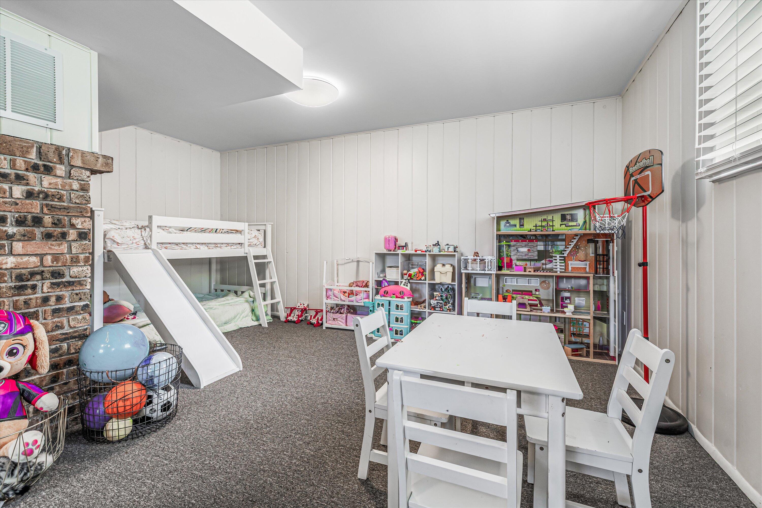 2203 Florimond Drive